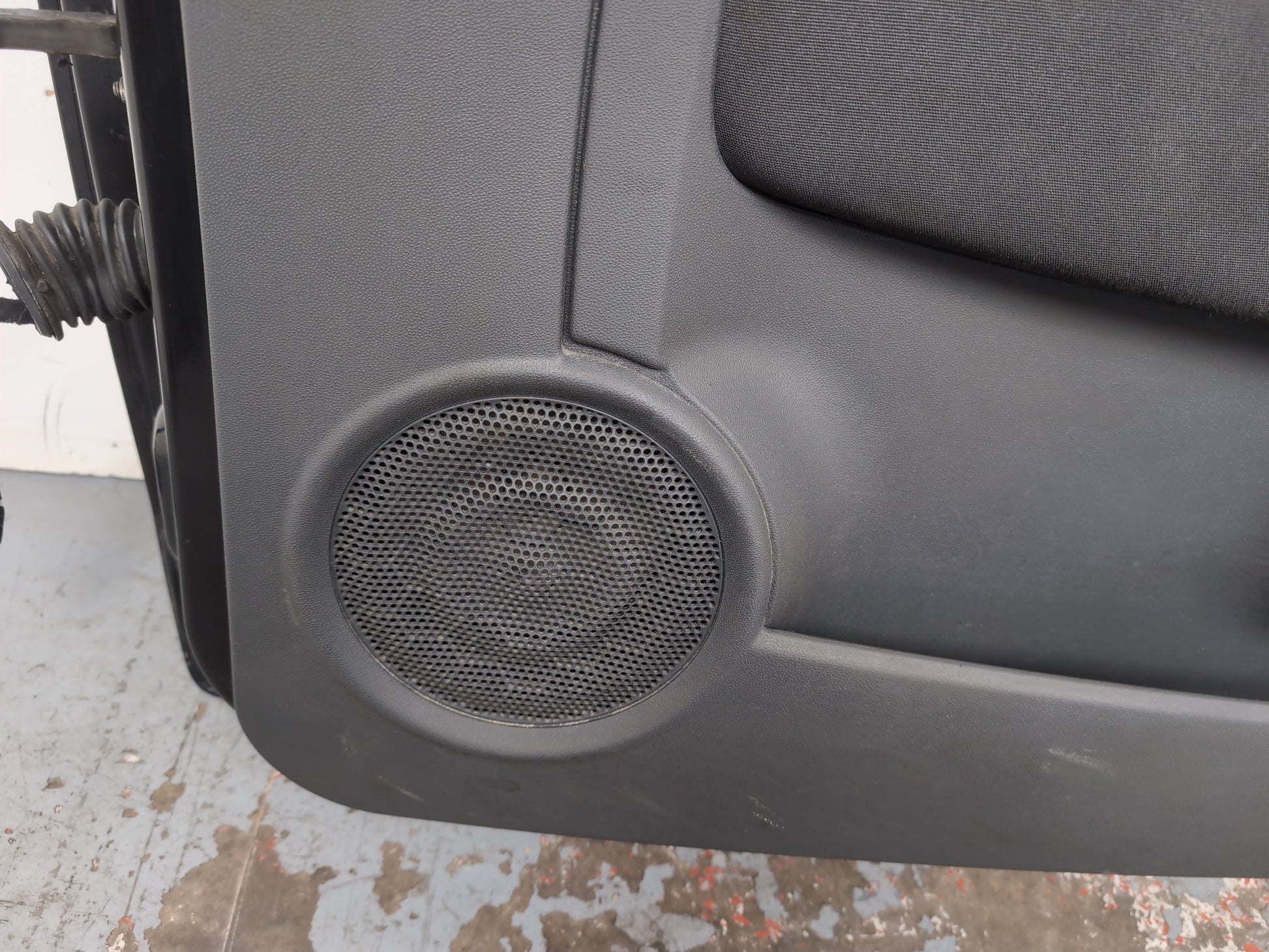 Door Front RH 14