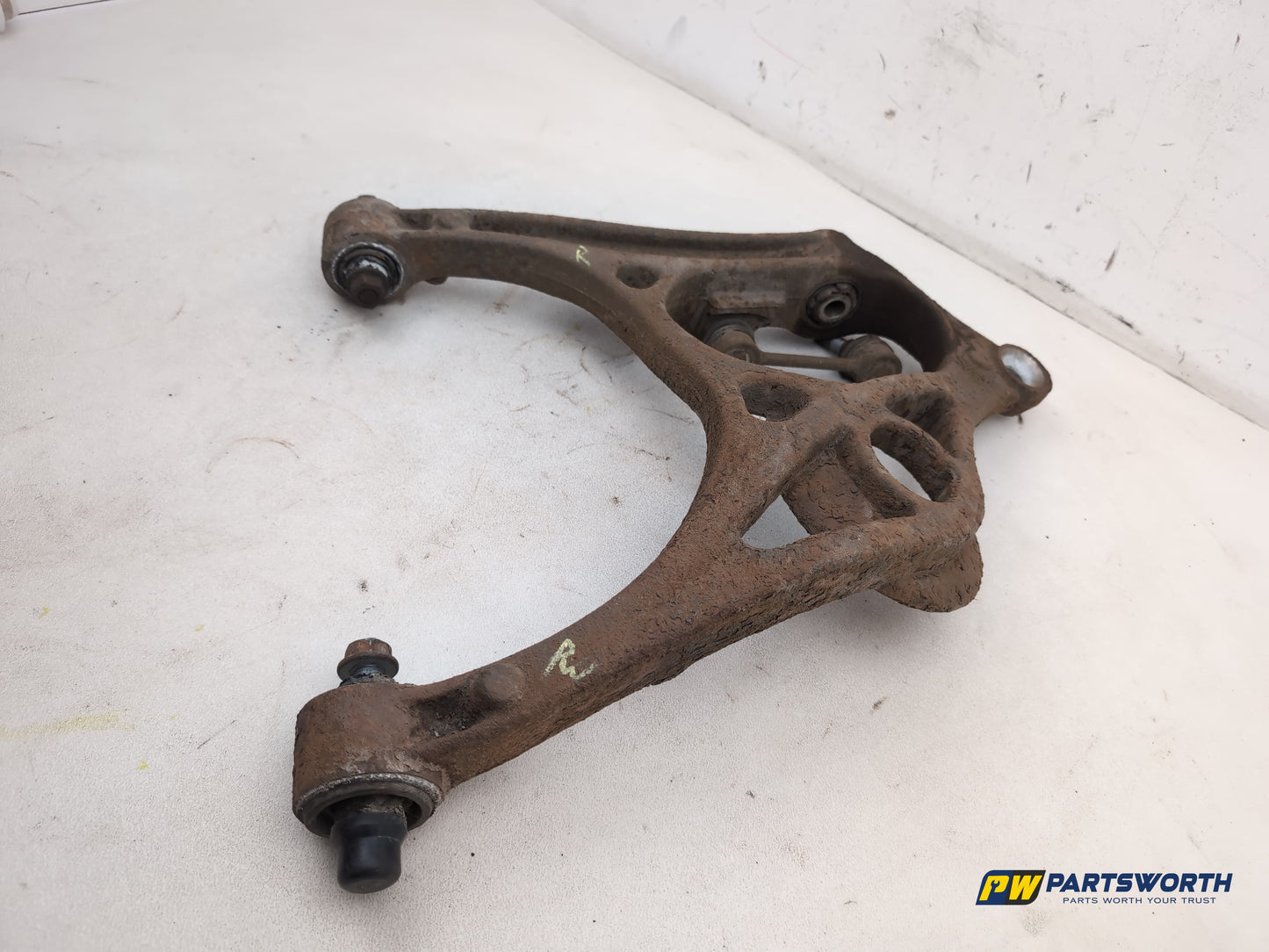 Suspension Arm Rear Wishbone RH 2