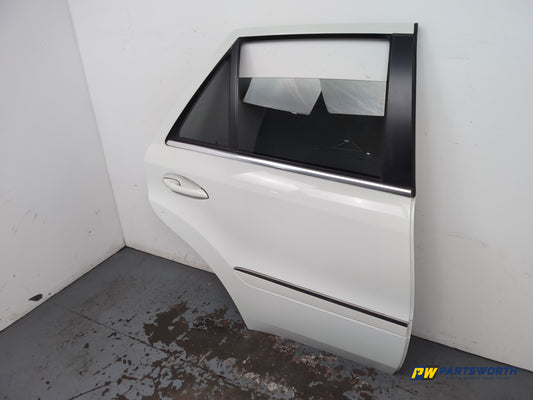 Mercedes-Benz Ml350 Spt Cdi Blueef-Cy Door Rear Rh Driver Side Calcite White - photo 2