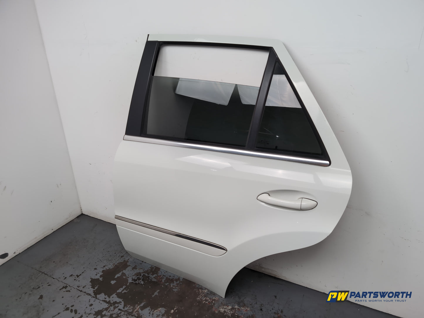 Door Rear LH 2