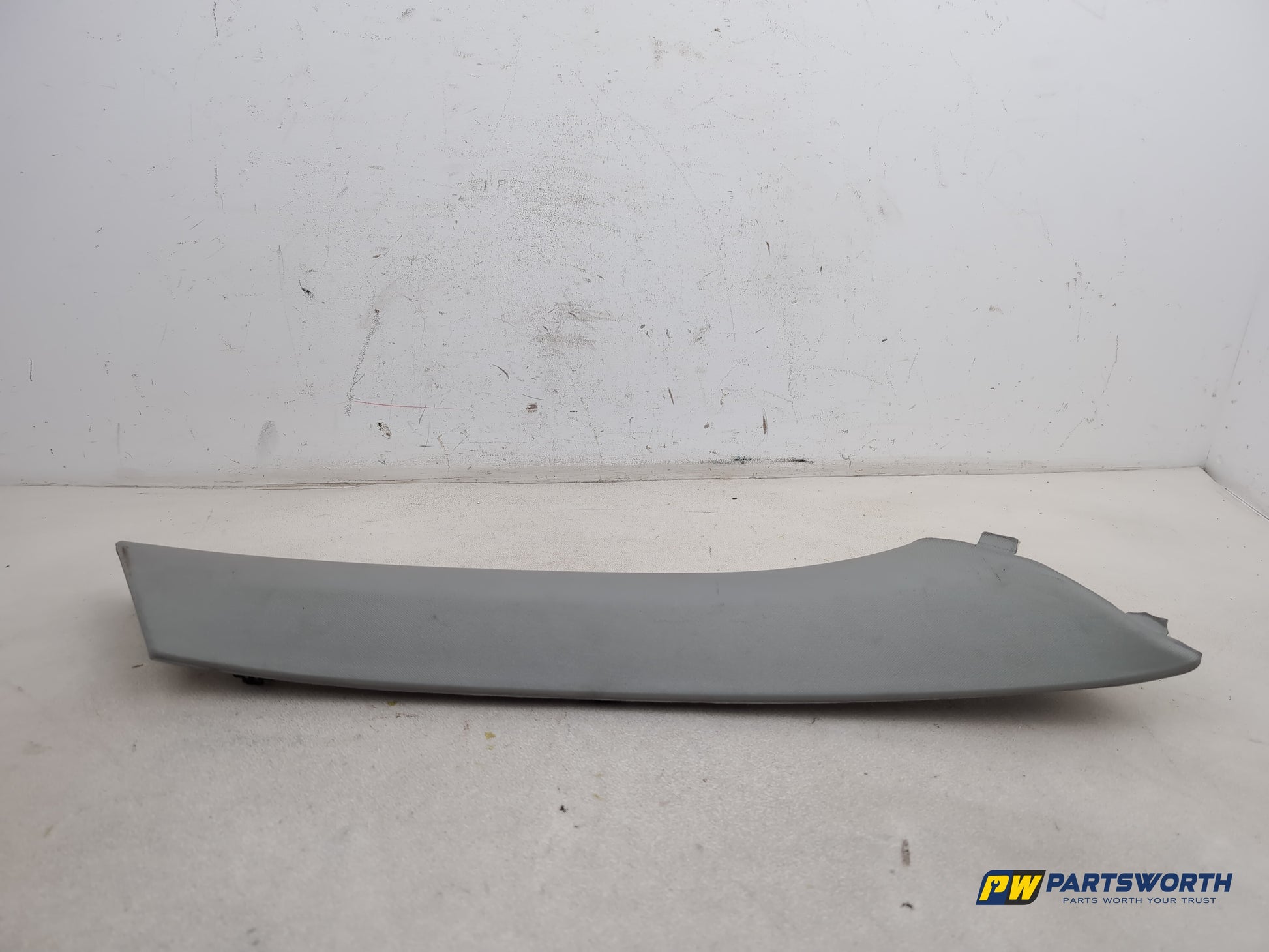 LH A Pillar Trim  2