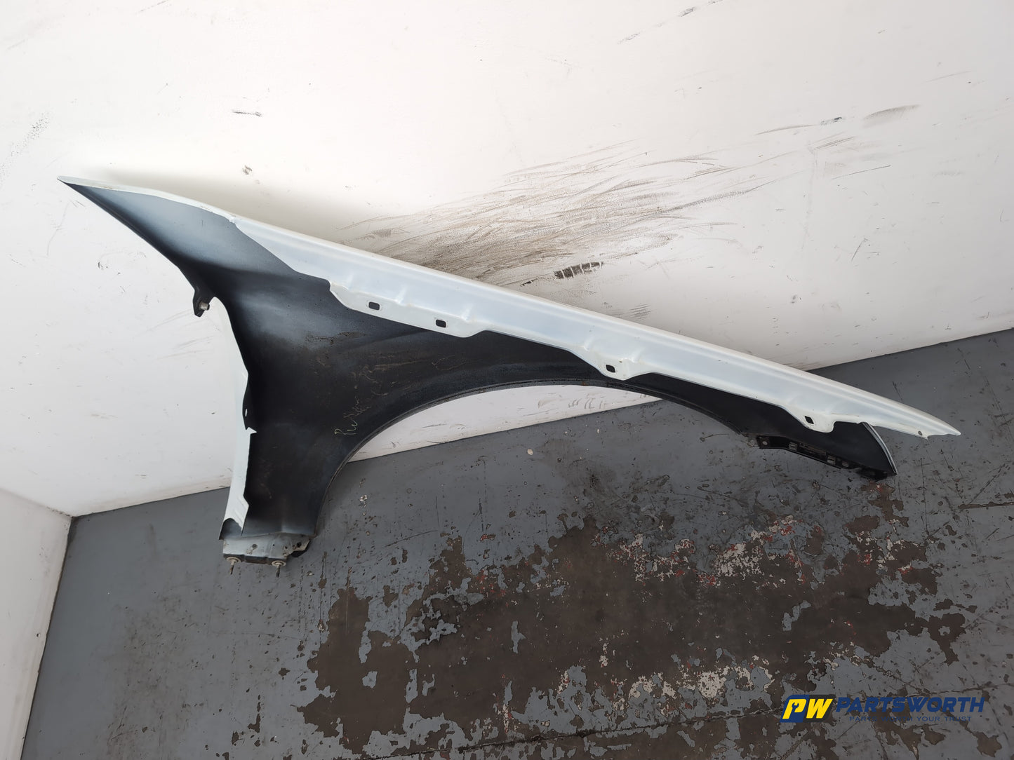 Wing Front LH 8