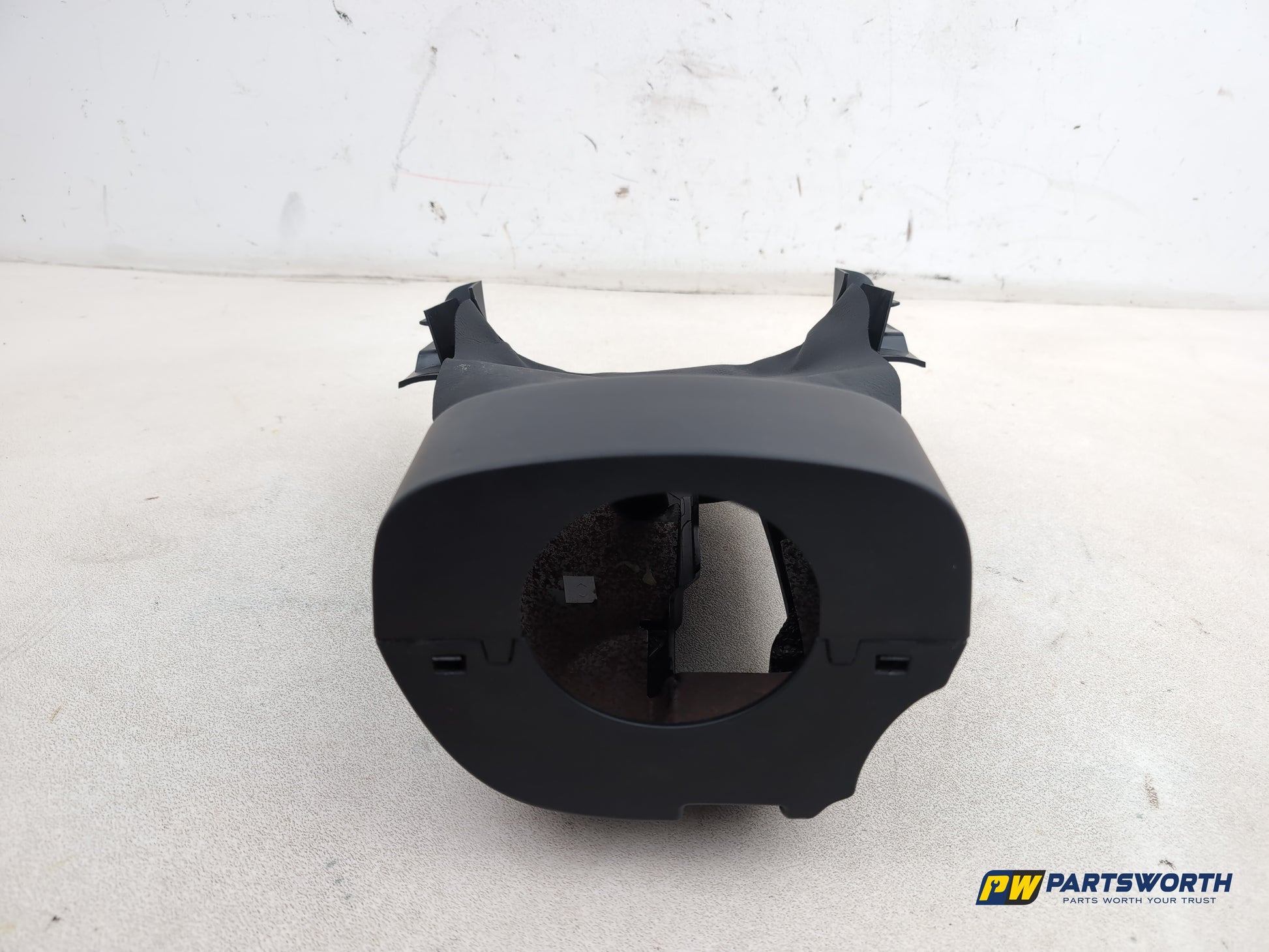 Steering Column Shroud Upper and Lower 8