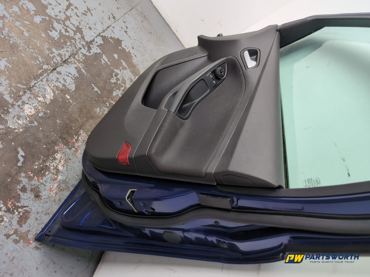 Door Front RH 13