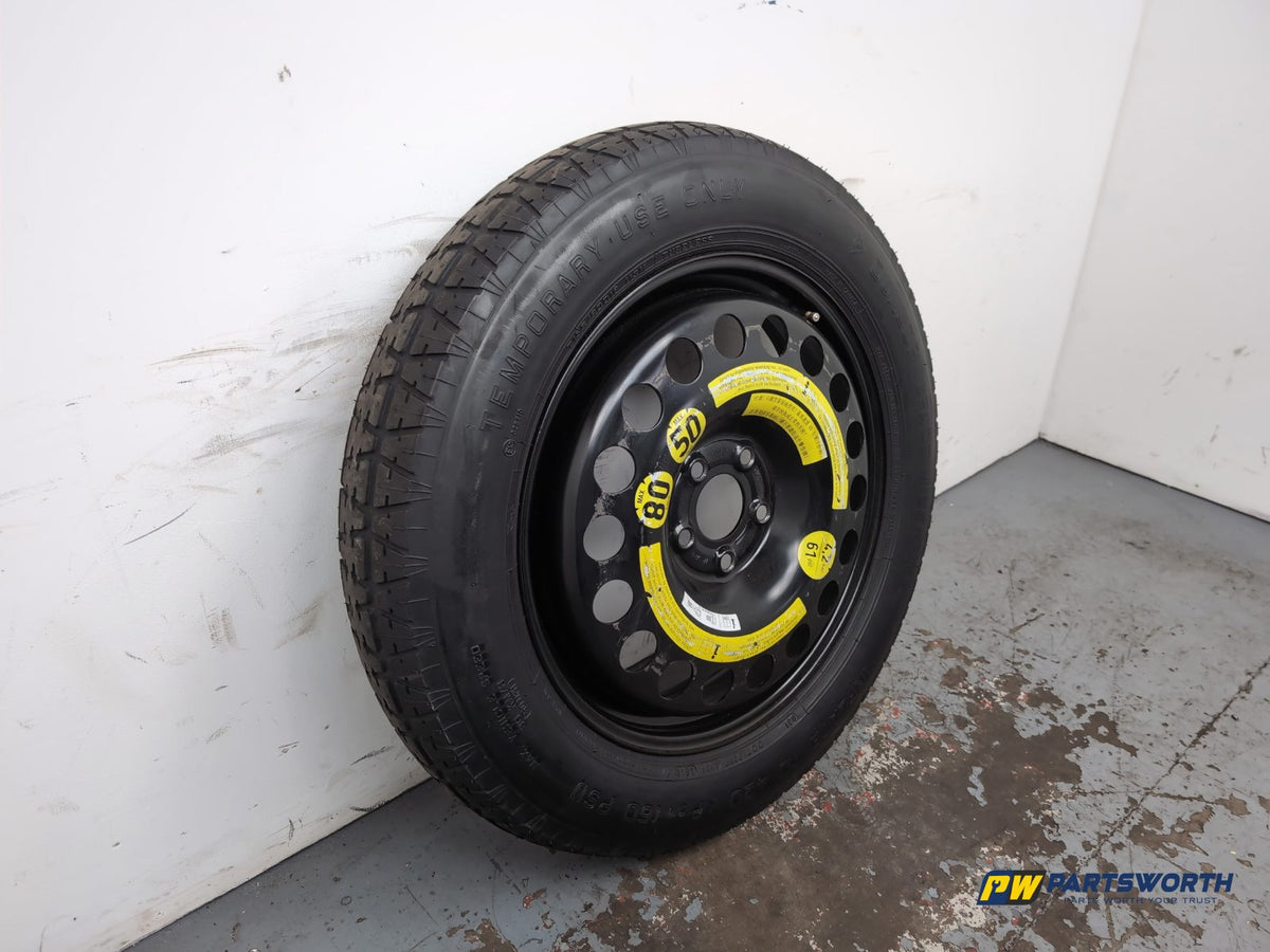 Space Saver Spare Wheel and Tool Kit  3