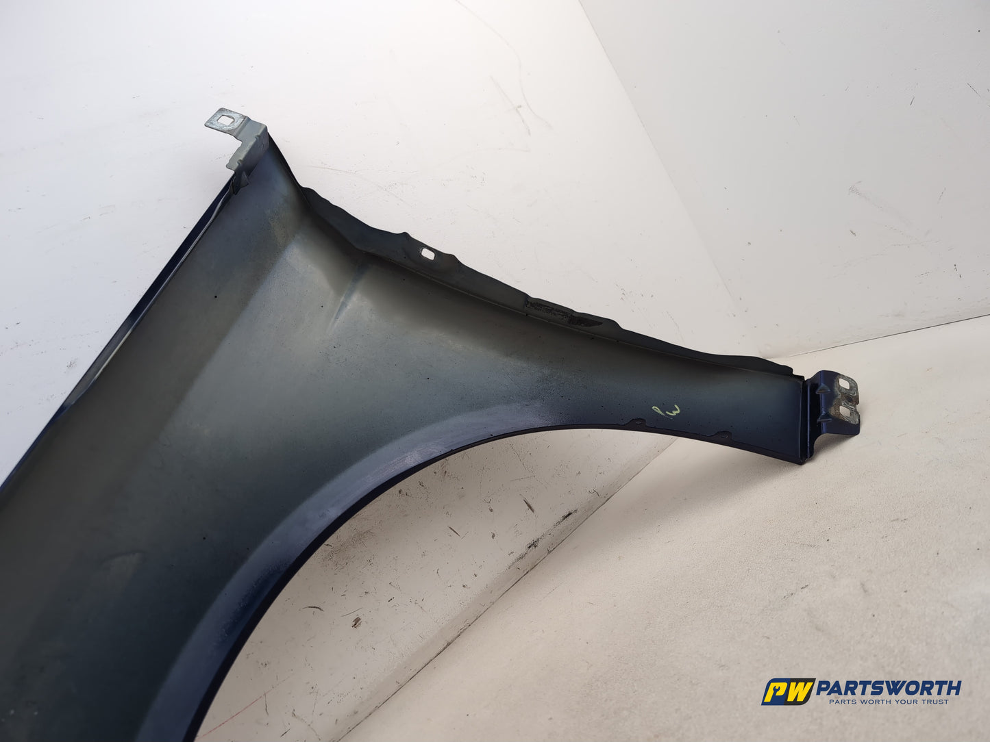 Wing Front RH 8