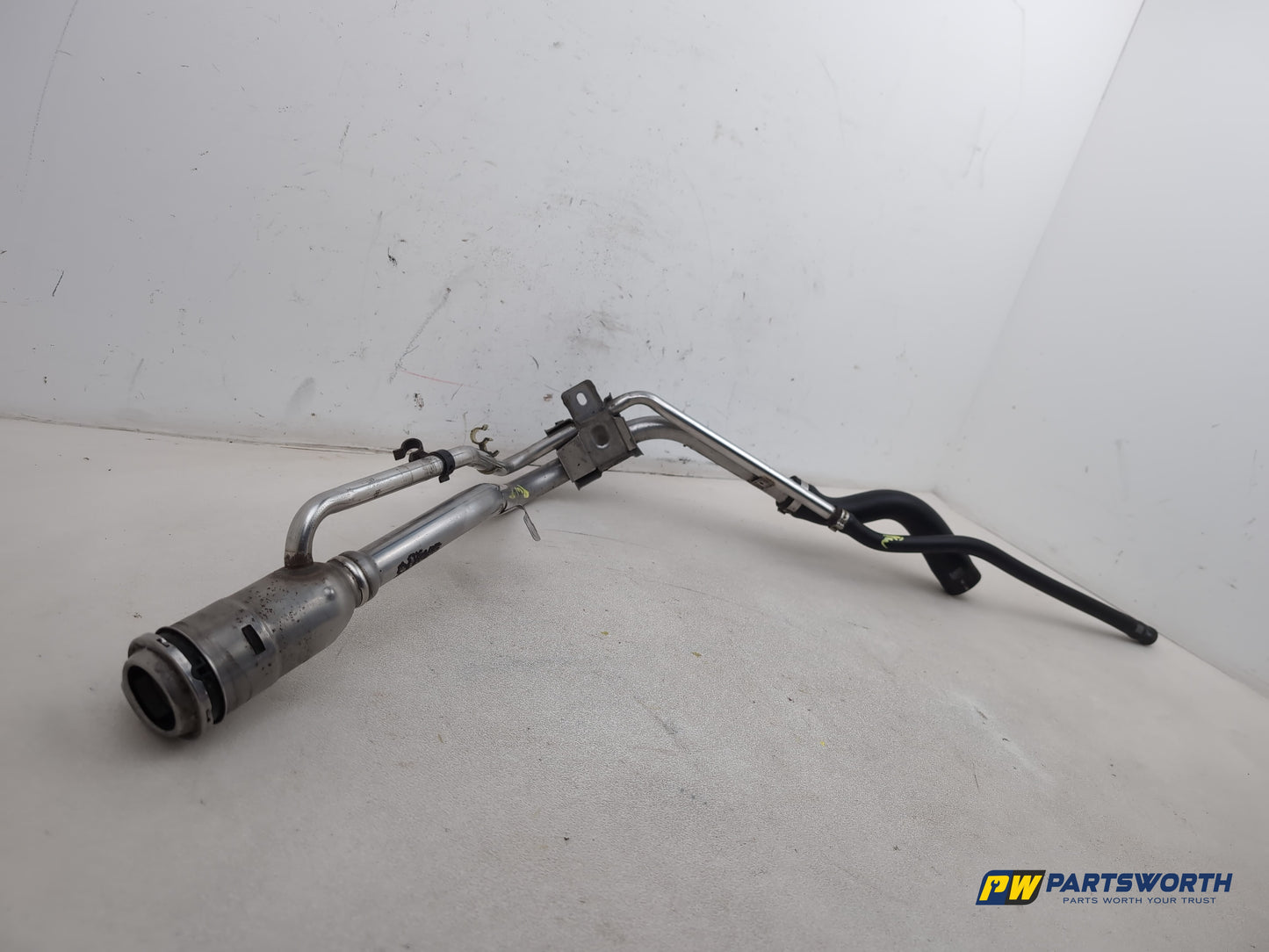 Fuel filler neck 2