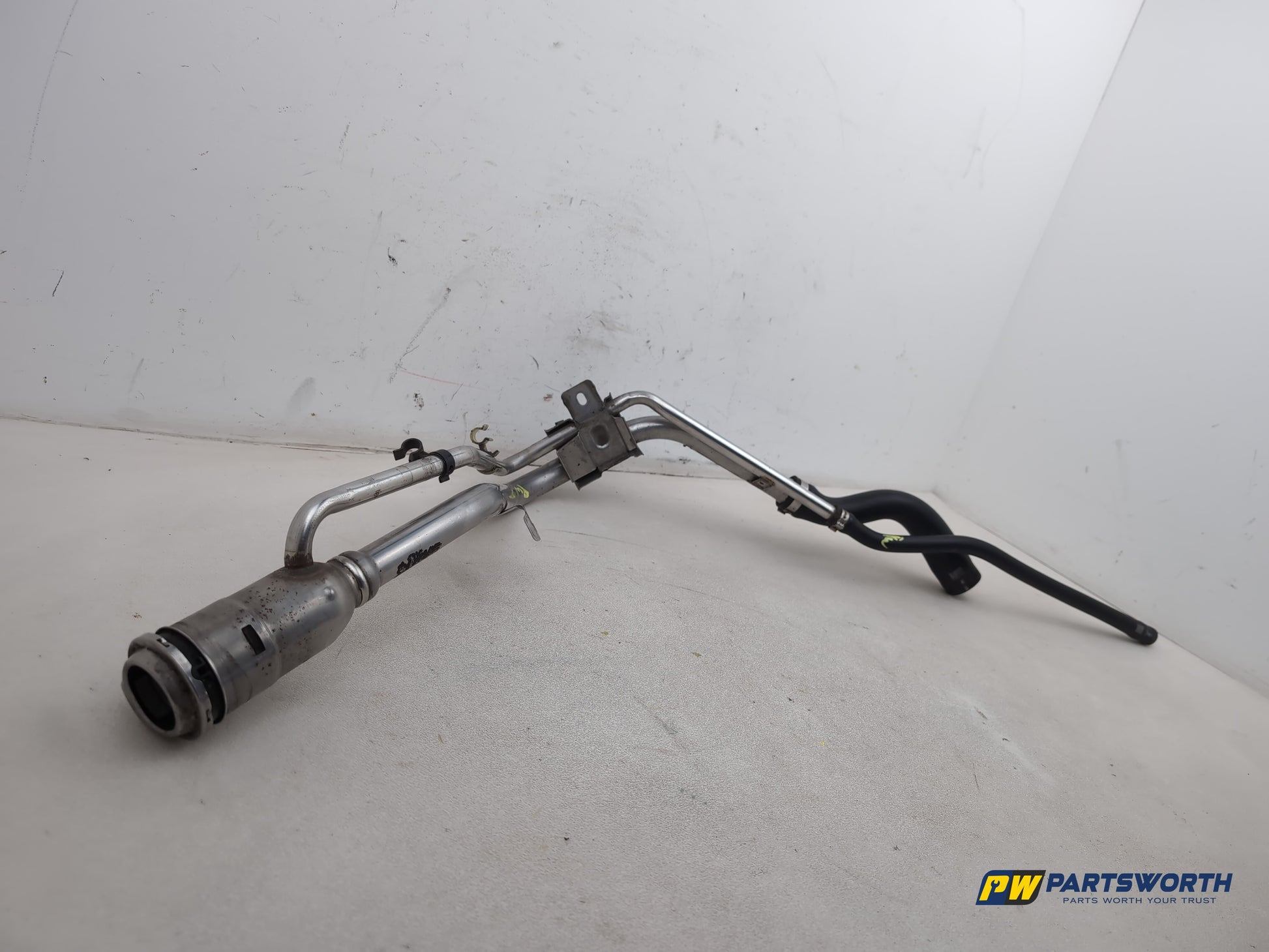 Fuel filler neck 2