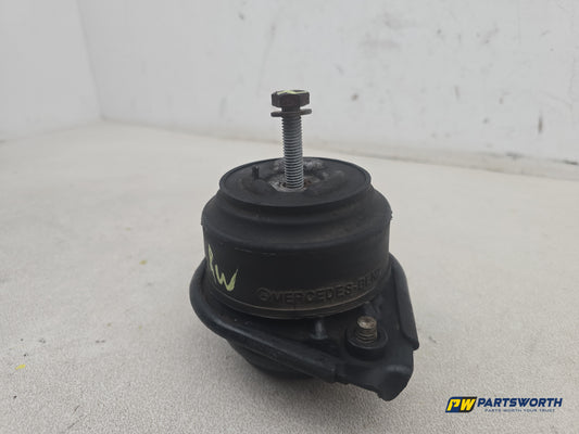 Engine Mounting Bracket 2
