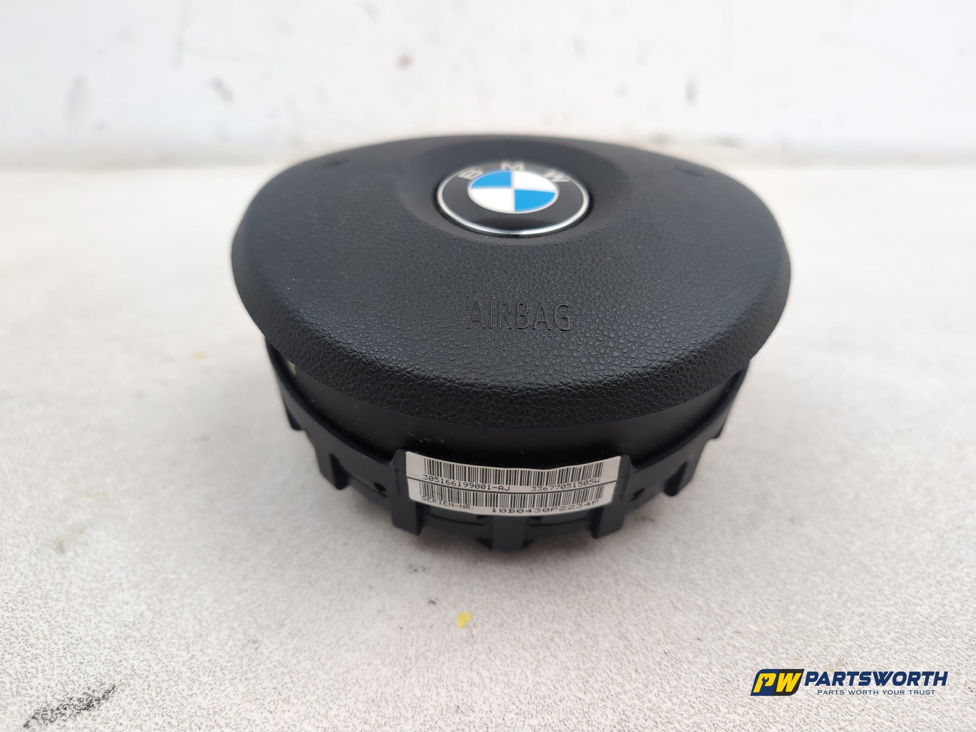 Bmw 1 3 5 X1 Series E81 E87 E88 E82 E84 E90 Steering Wheel Cover 305166199001 - photo 2