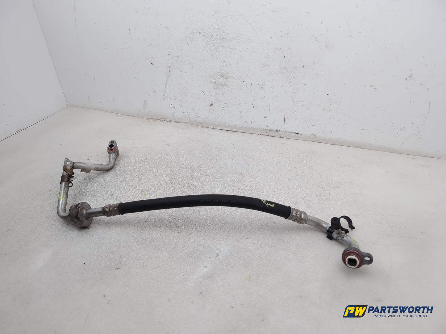 Ford Focus Zetec Turbo Air Conditioning Pipe 2011-2018 - photo 2