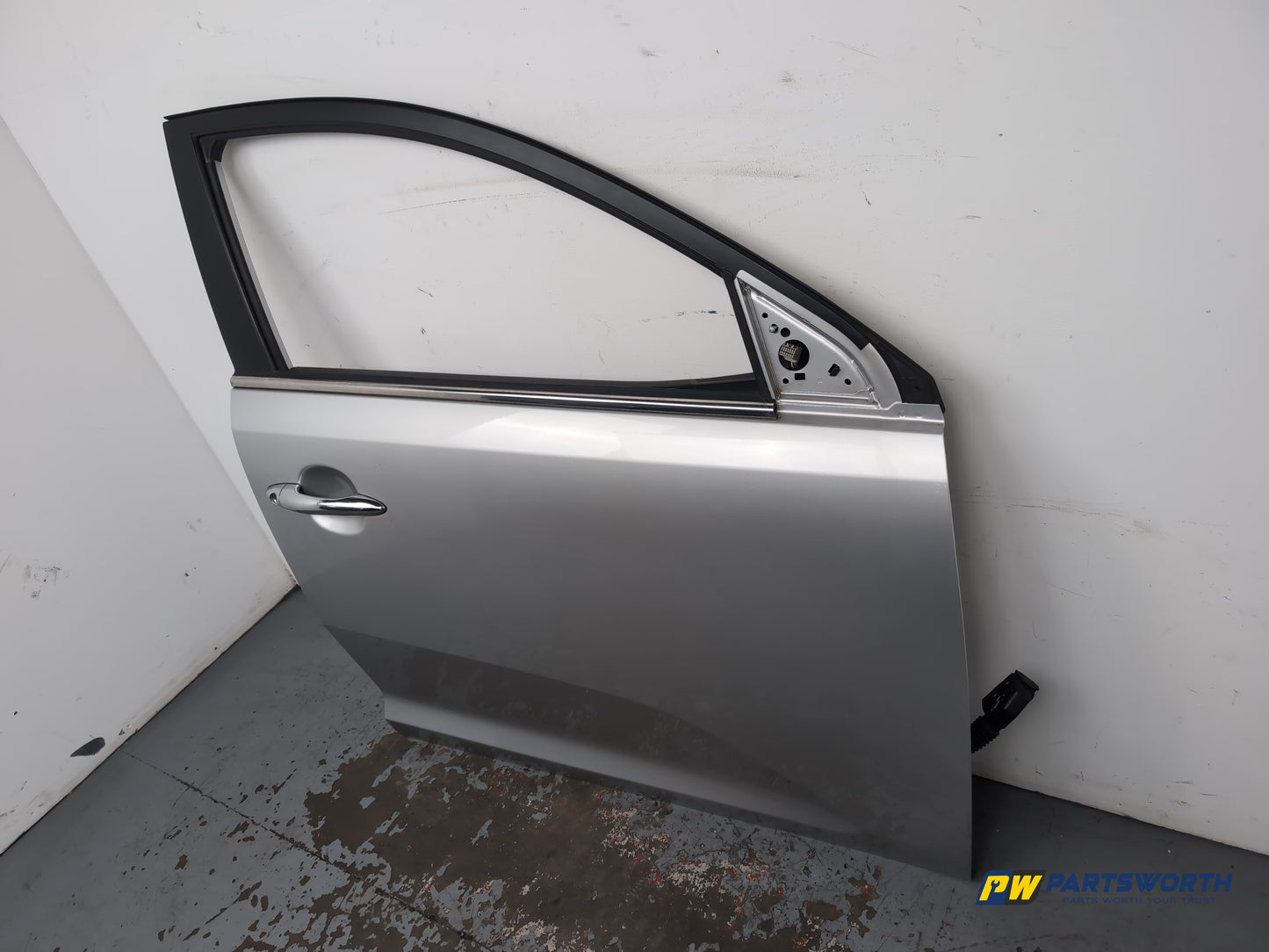 Kia Sportage 3 Sat Nav Crdi Door Front Rh Driver Side Silver 9s 2010-2015 - photo 2