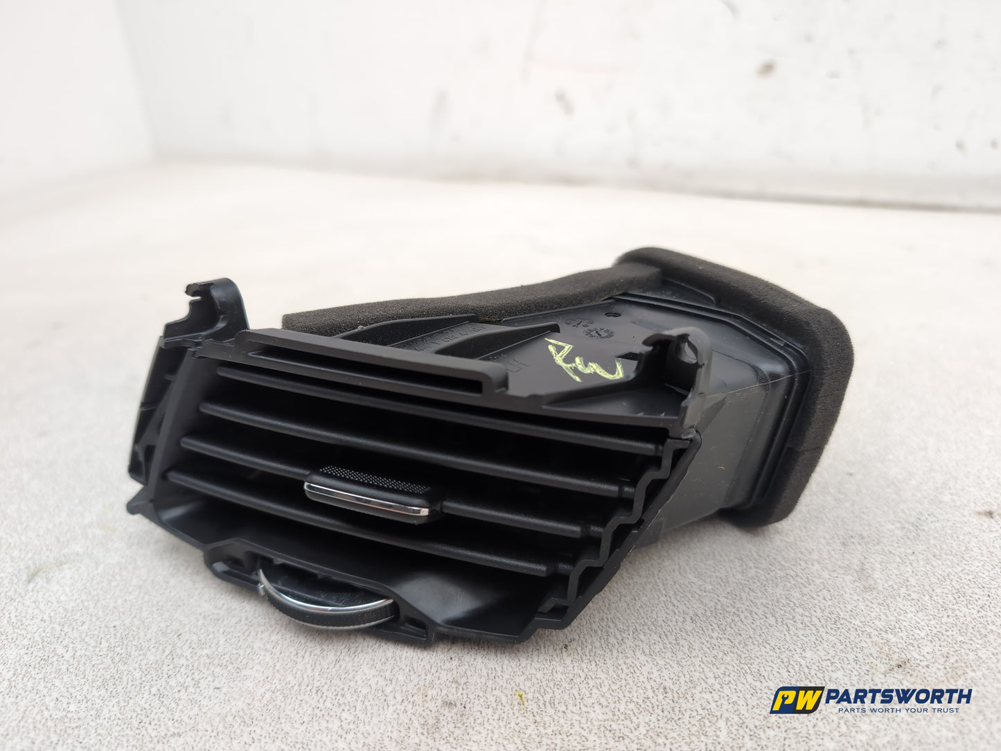 Dashboard Trim With Air Vent  2