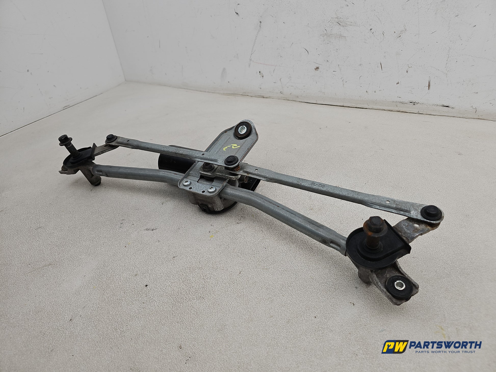 Front Wiper Motor & Mechanism / Linkage 2