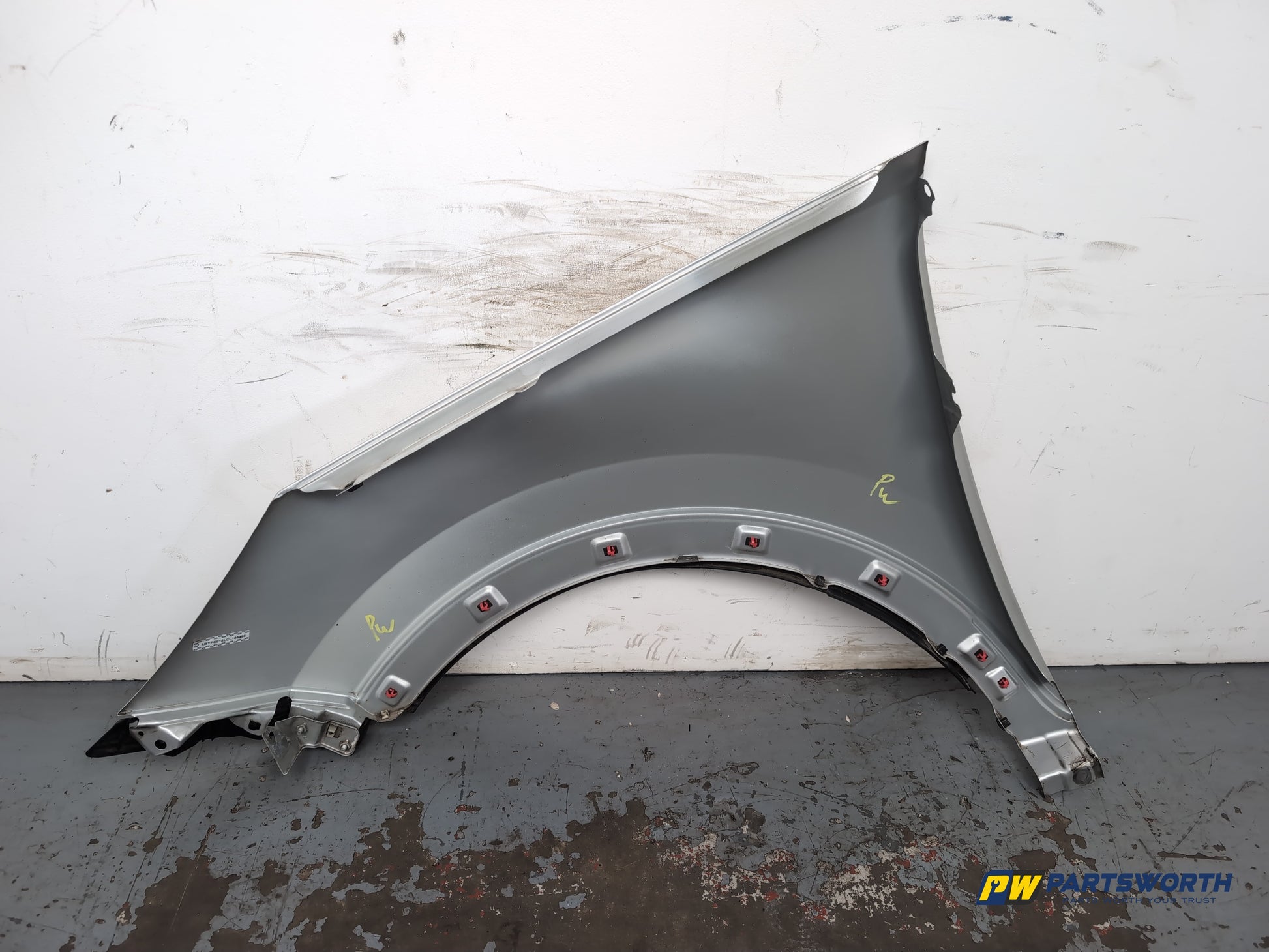 Wing Front RH 8