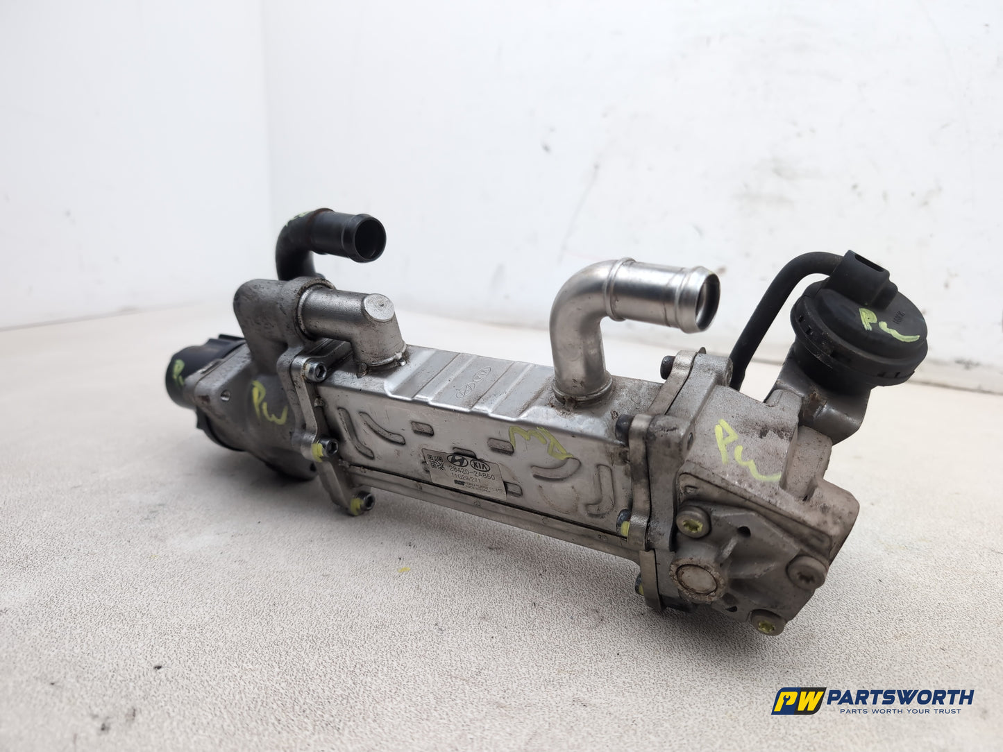 Kia Sportage 3 Sat Nav Crdi Diesel Egr Valve And Cooler 284162a850 2010-2015 - photo 2