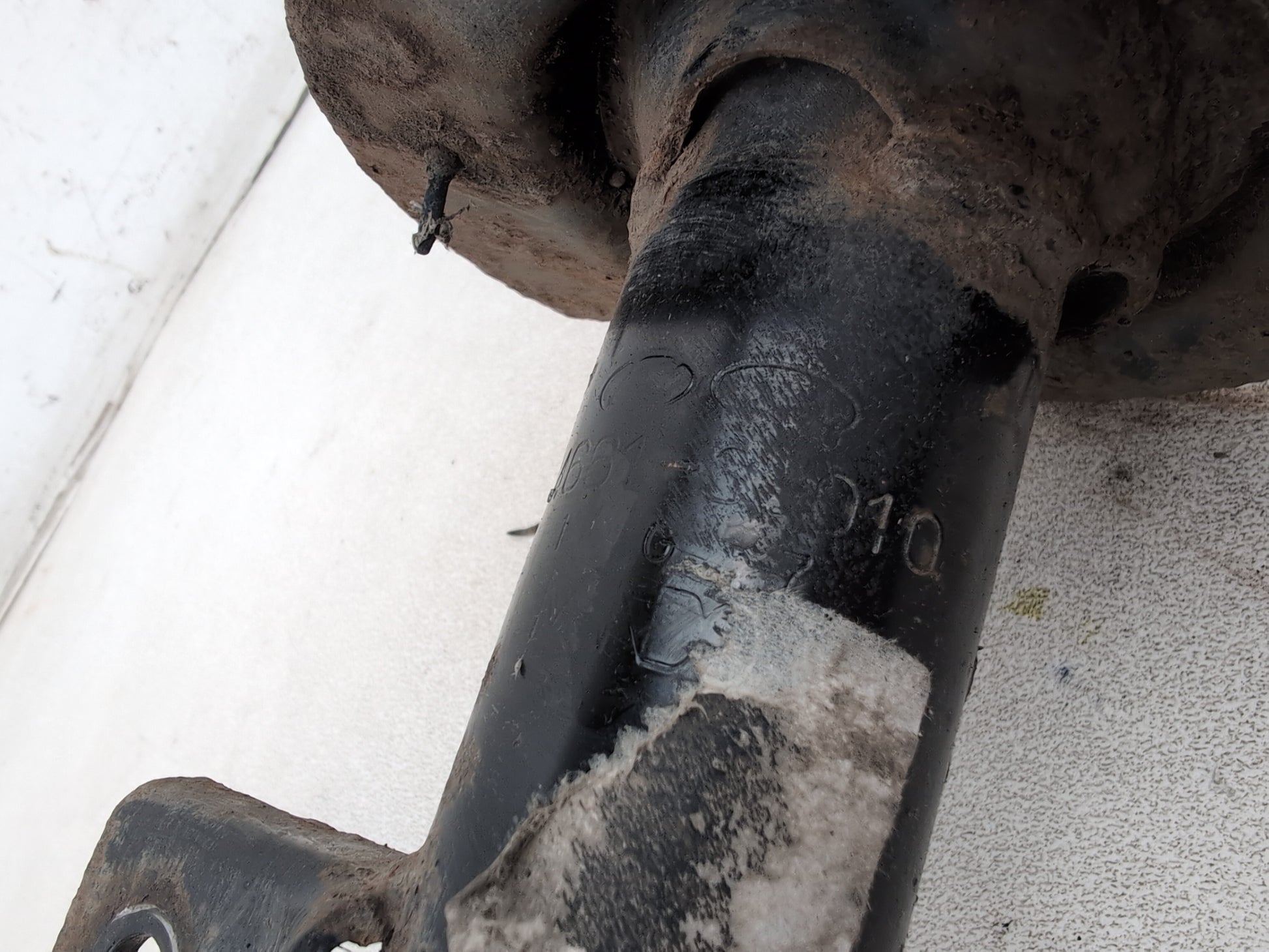 Shock Absorber Front RH 5