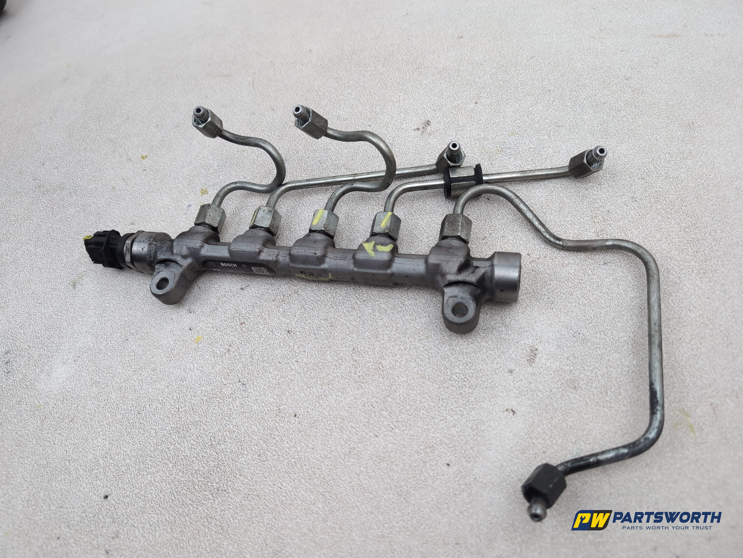 Fuel Rail 2