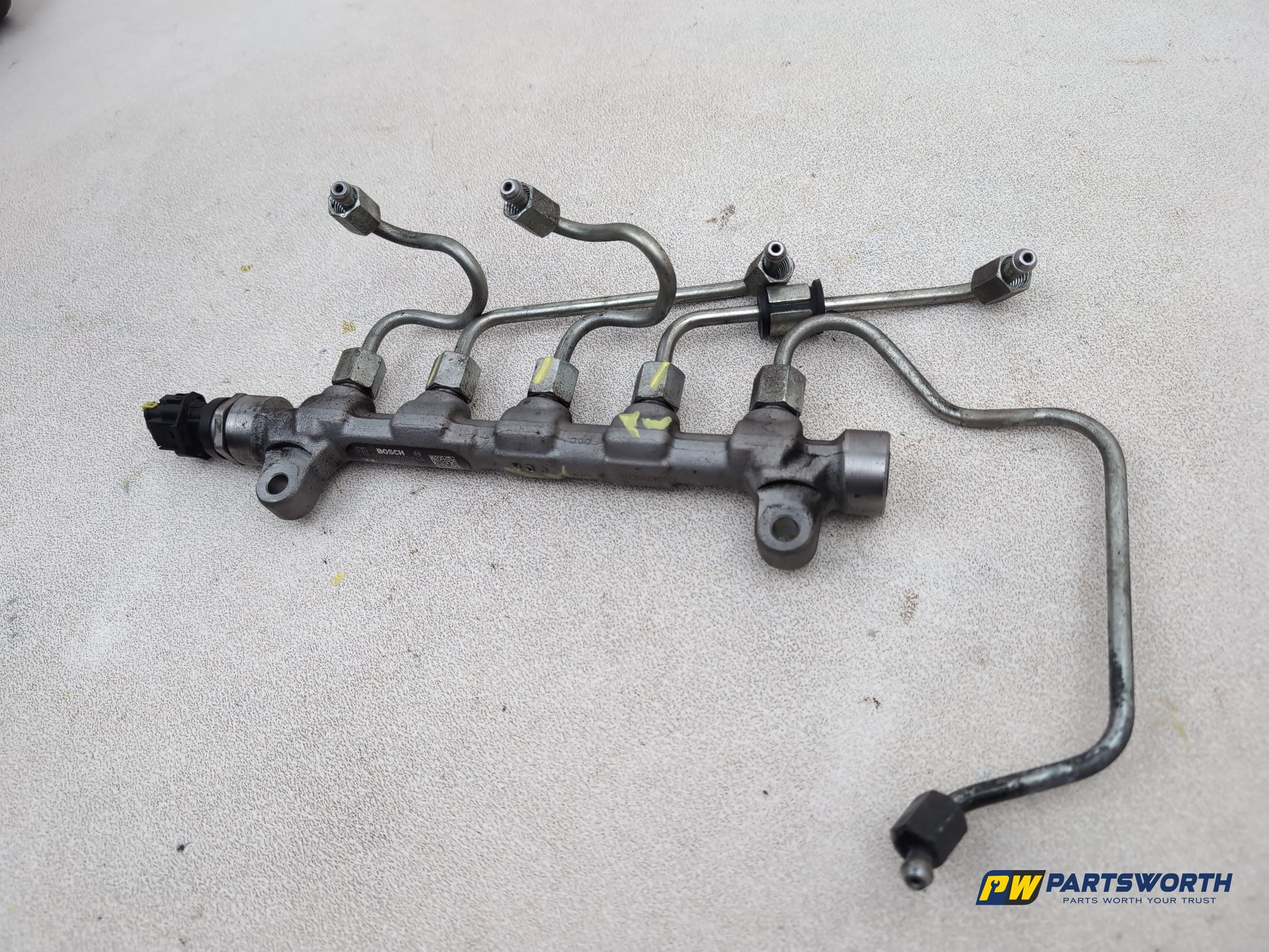Fuel Rail 2