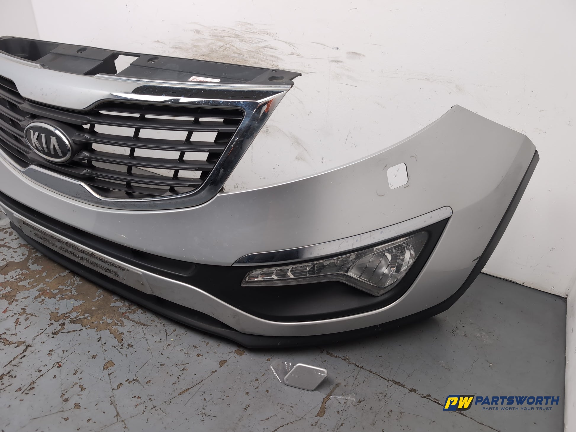 Kia Sportage 3 Sat Nav Crdi Front Bumper Silver 9s 2010-2013 - photo 2