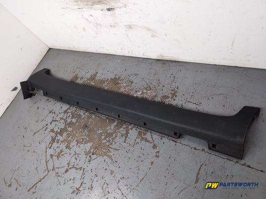 Side Skirt RH 2