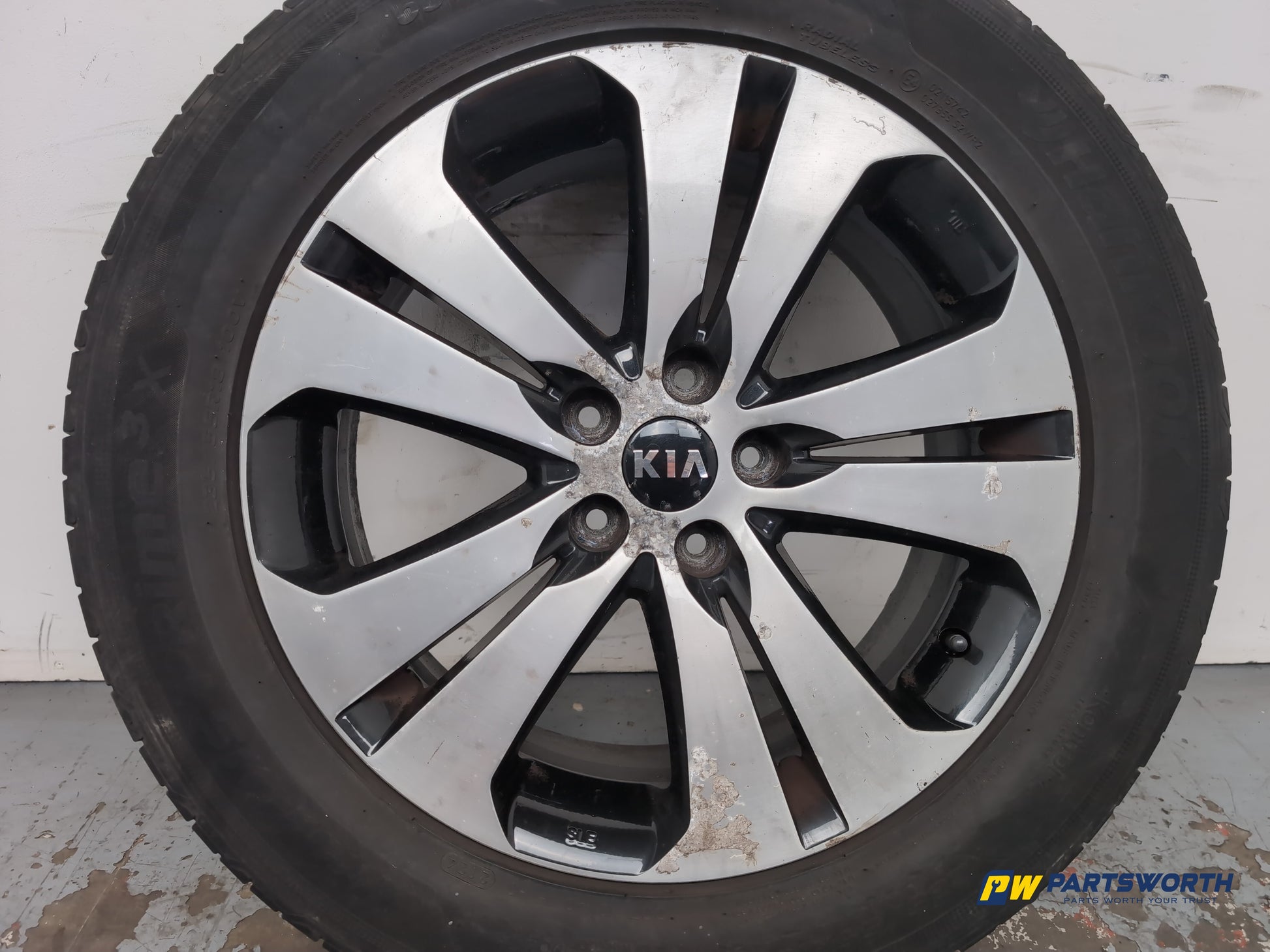 Kia Sportage 3 Sat Nav Crdi Wheel With Tyre 235/55 R18 529103u350 - photo 2