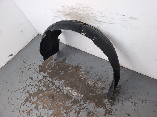 Moulding Wheel Arch Front LH 2