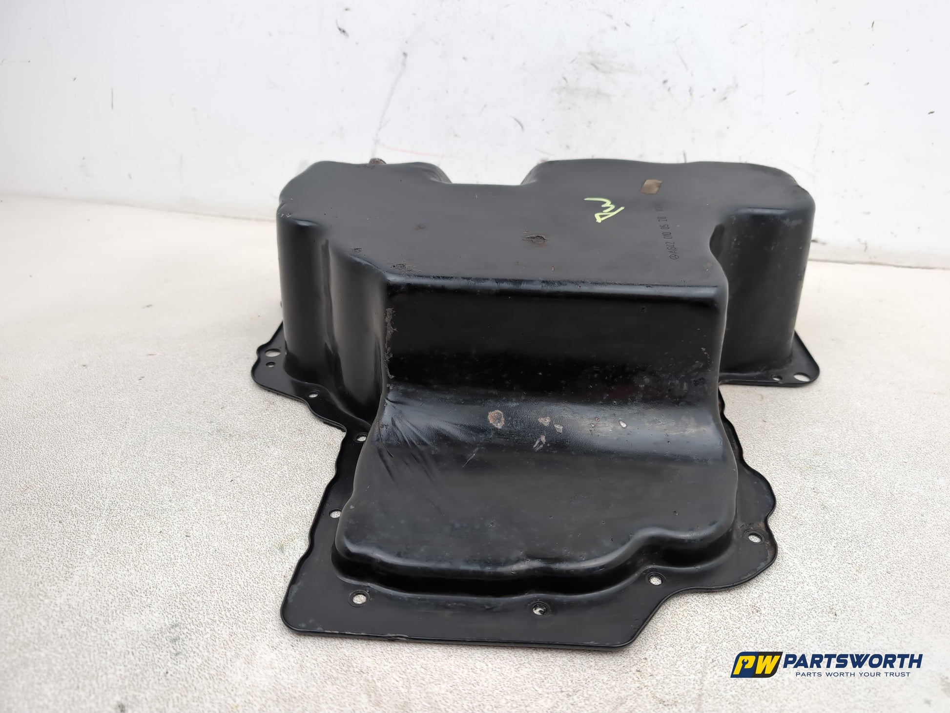 Mercedes-Benz Ml300 Sport Cdi Blue-Cy Engine Oil Sump Pan A6420100528 2009-2011 - photo 2