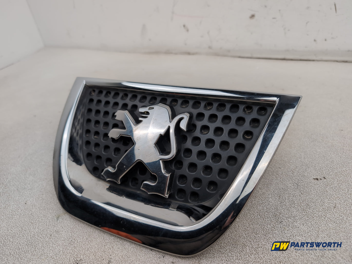 Peugeot 3008 Front Bumper Badge Emblem 9685973077 2009-2016 - photo 8