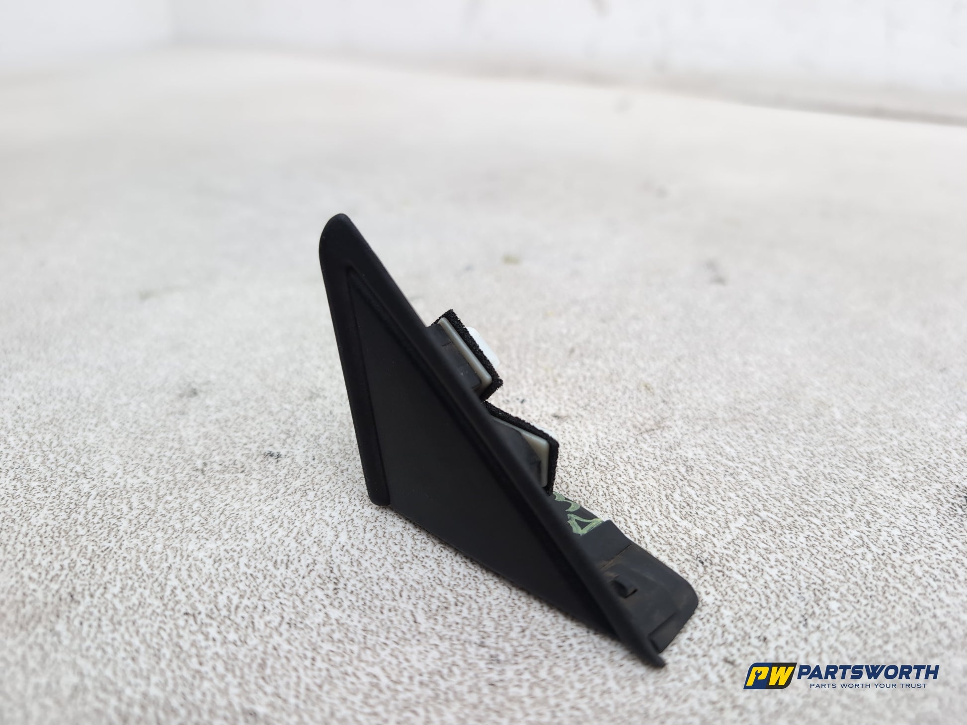 Kia Sportage 3 Sat Nav Crdi Wing Triangle Trim Cover Left Passenger Side - photo 8