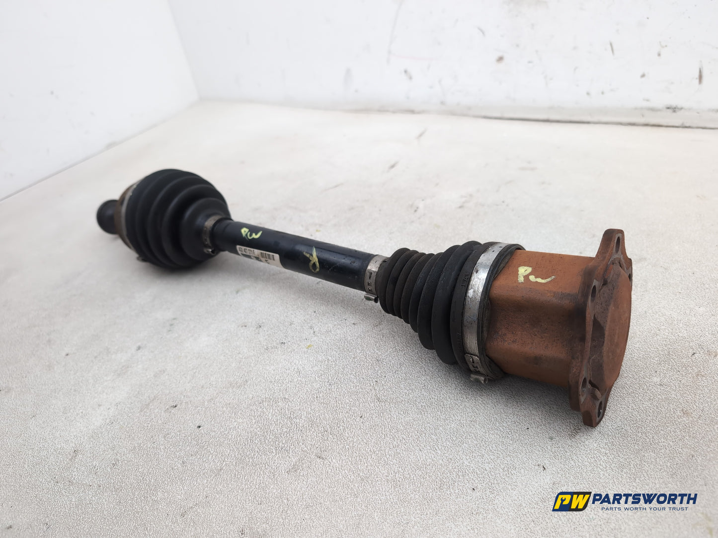 Audi A6 Se Tdi Quattro Auto Driveshaft Front Rh Driver Side 4g0407271f 2011-2014 - photo 2