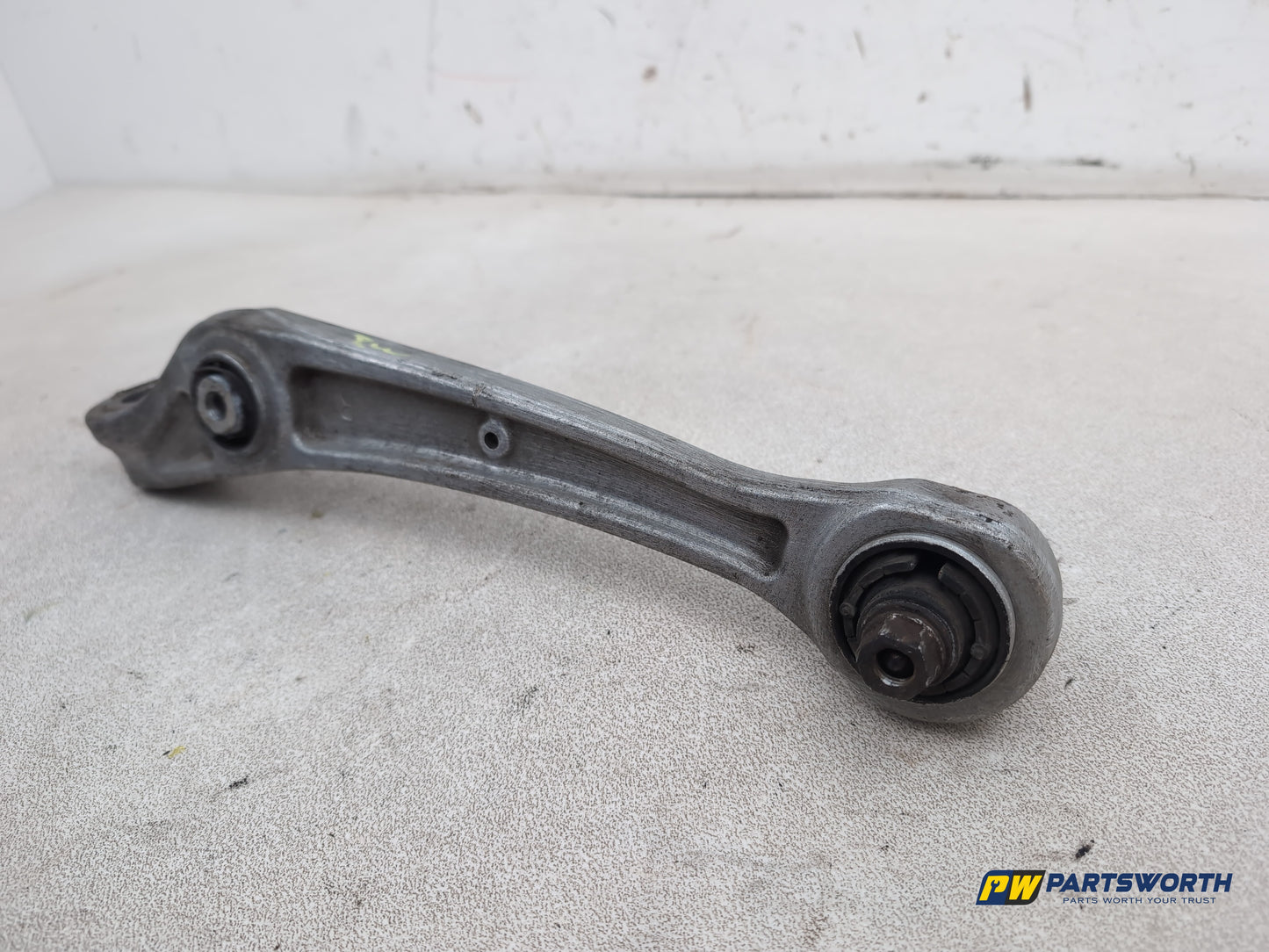 Audi A6 Se Tdi Quattro Auto Front Right Lower Wishbone Control Arm 8k0407156c - photo 2