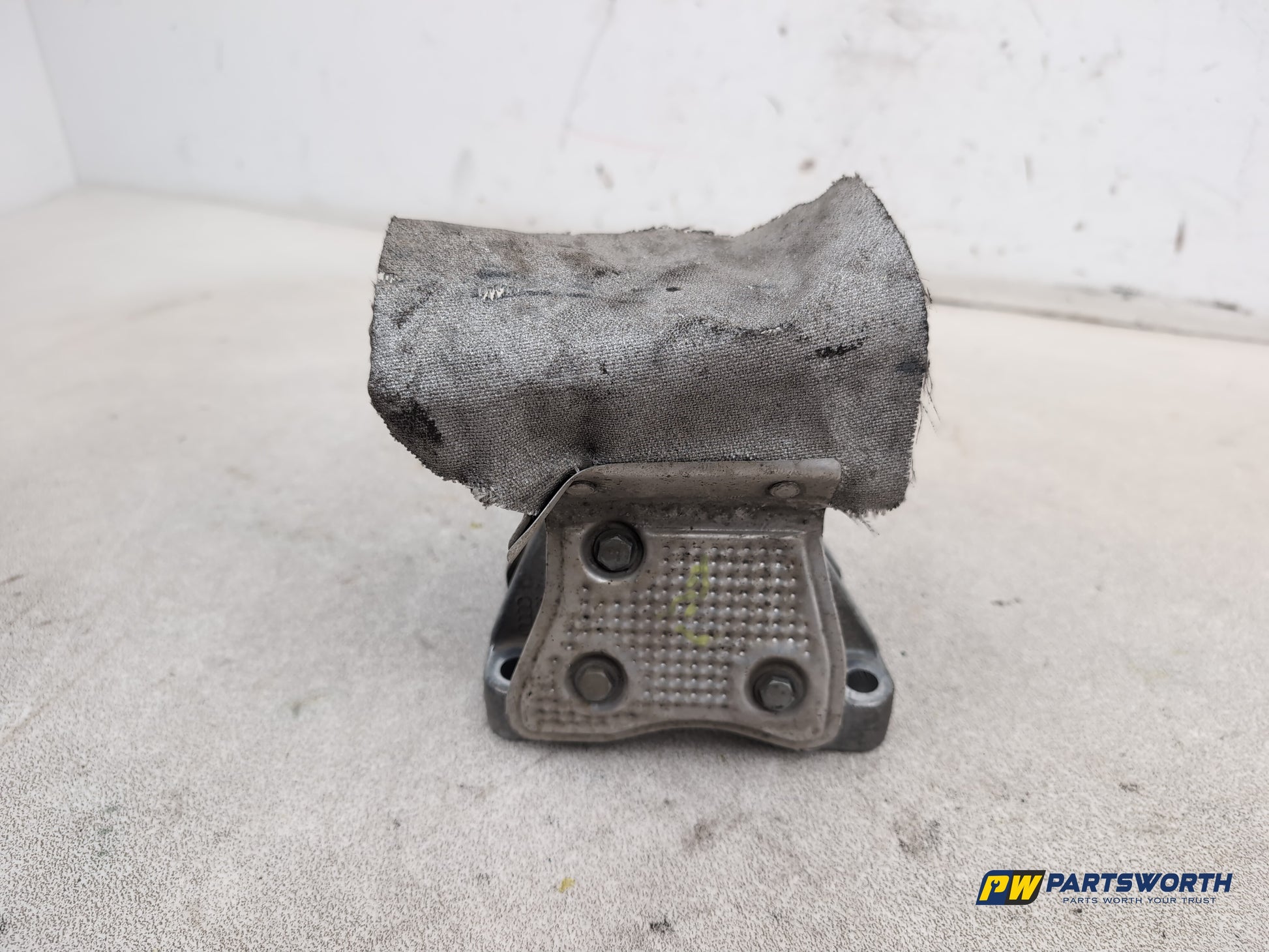 Audi A6 Se Tdi Quattro Engine Mount Bracket Carrier Left 8k0199307 2011-2014 - photo 2