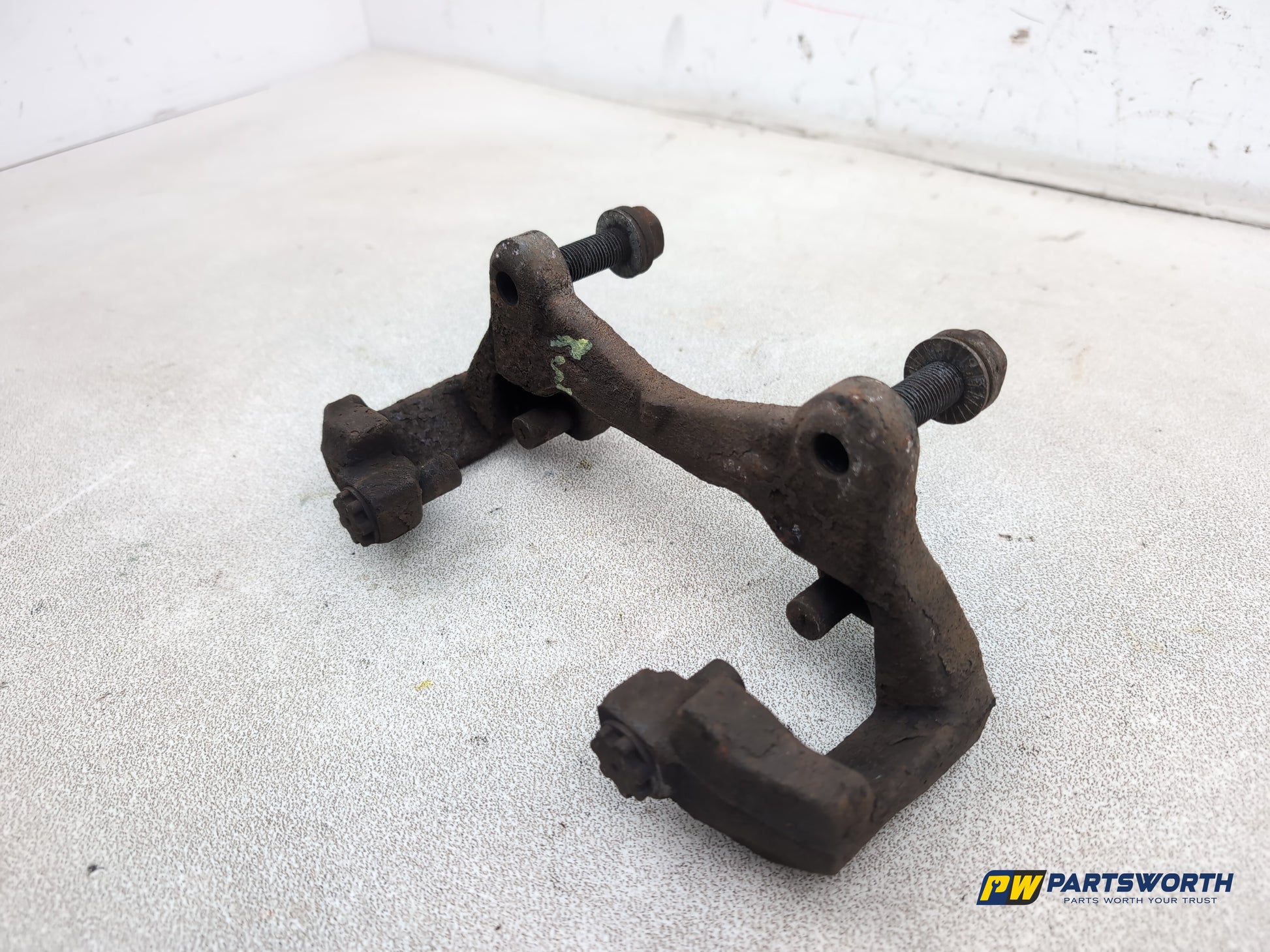 Audi A6 Se Tdi Quattro Auto Front Brake Caliper Support Rh Driver Side 2011-2014 - photo 8