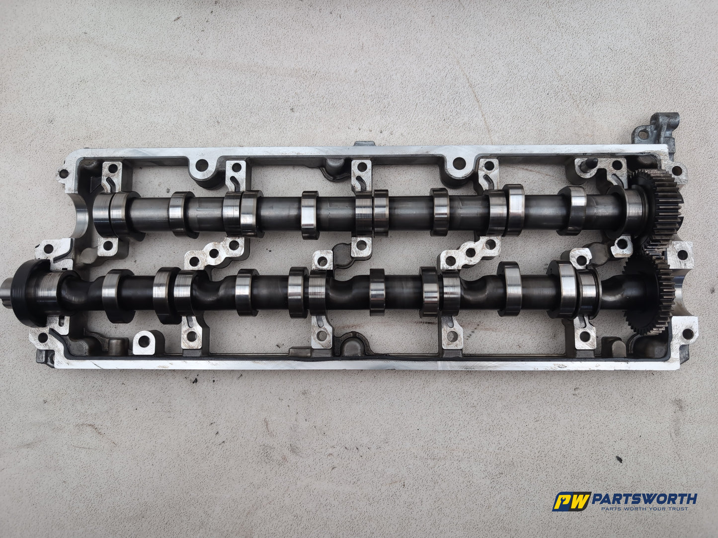 Camshaft Cover  8