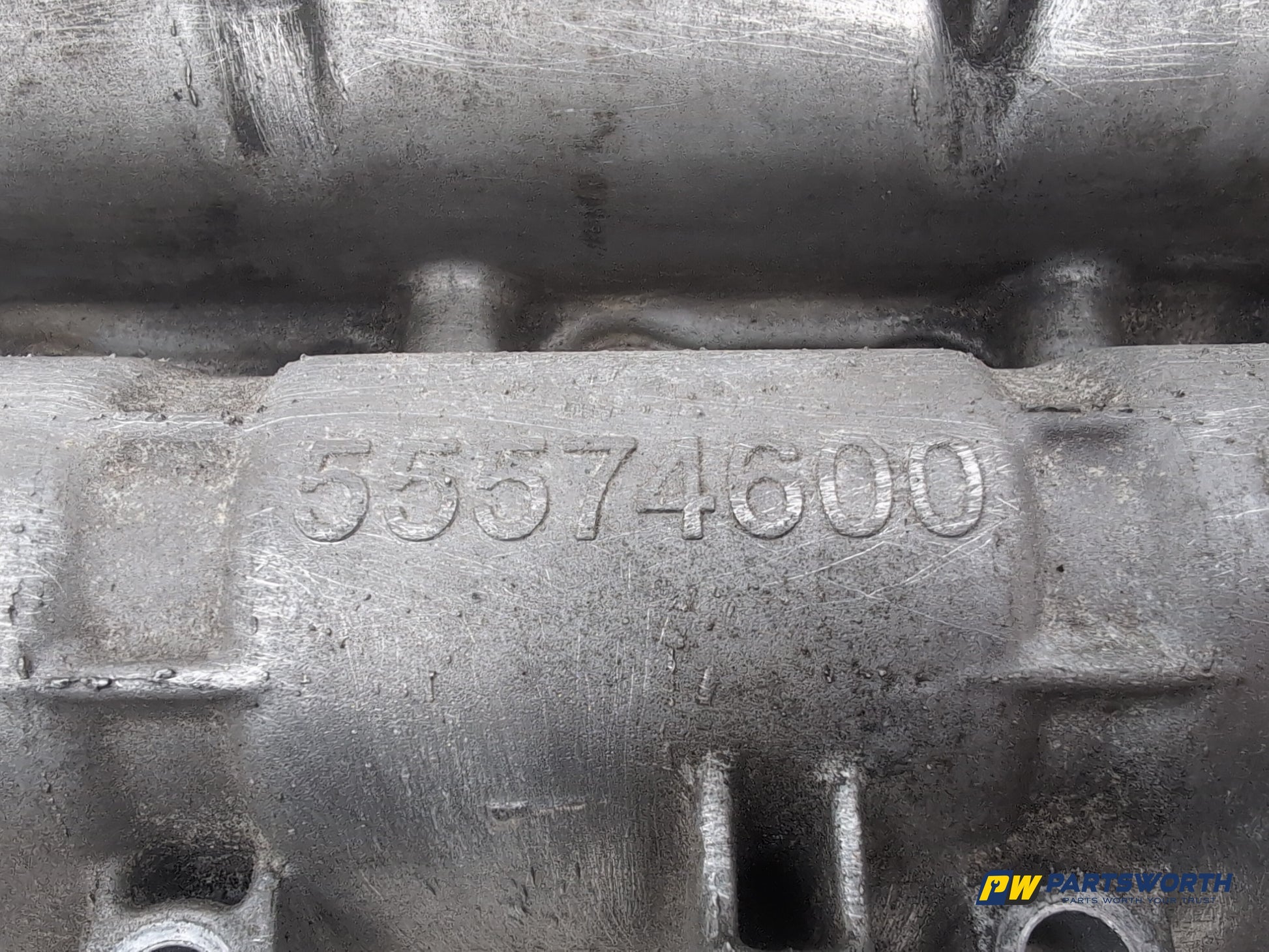 Camshaft Cover  2