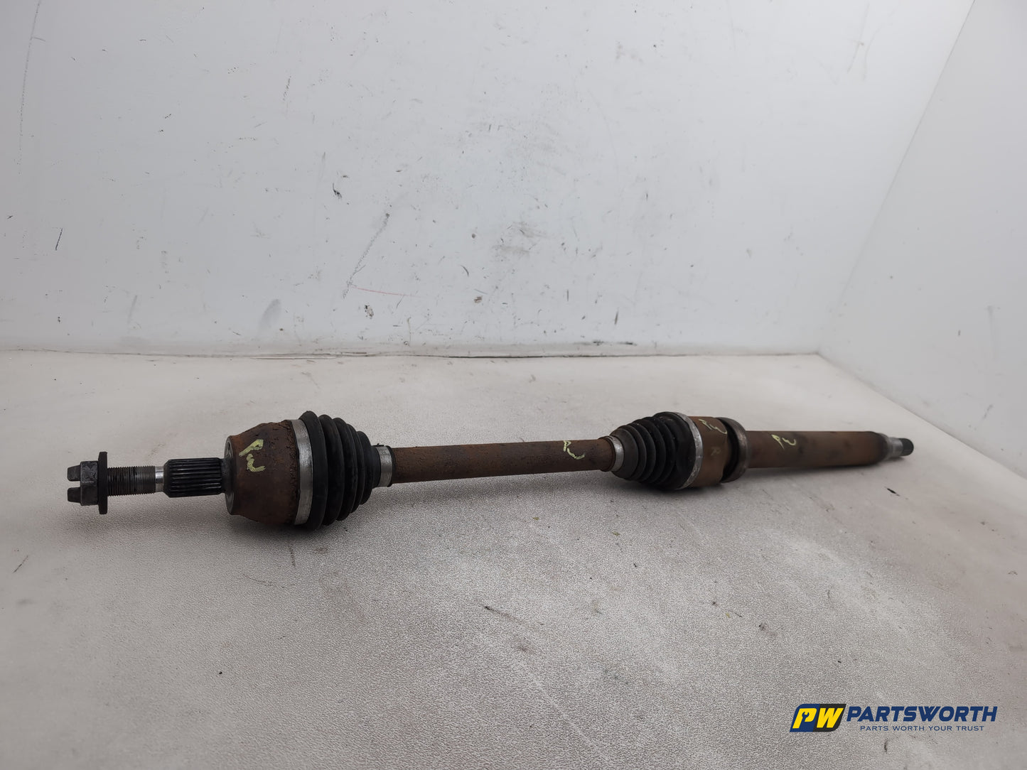 Ford Focus Zetec Turbo Driveshaft Front Rh Driver Side 2011-2018 - photo 2