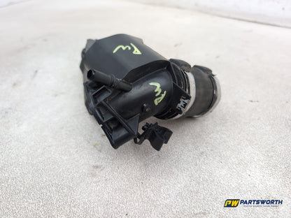 Ford Focus Zetec Turbo Air Intake Pipe 1060231s01 2011-2018 - photo 2