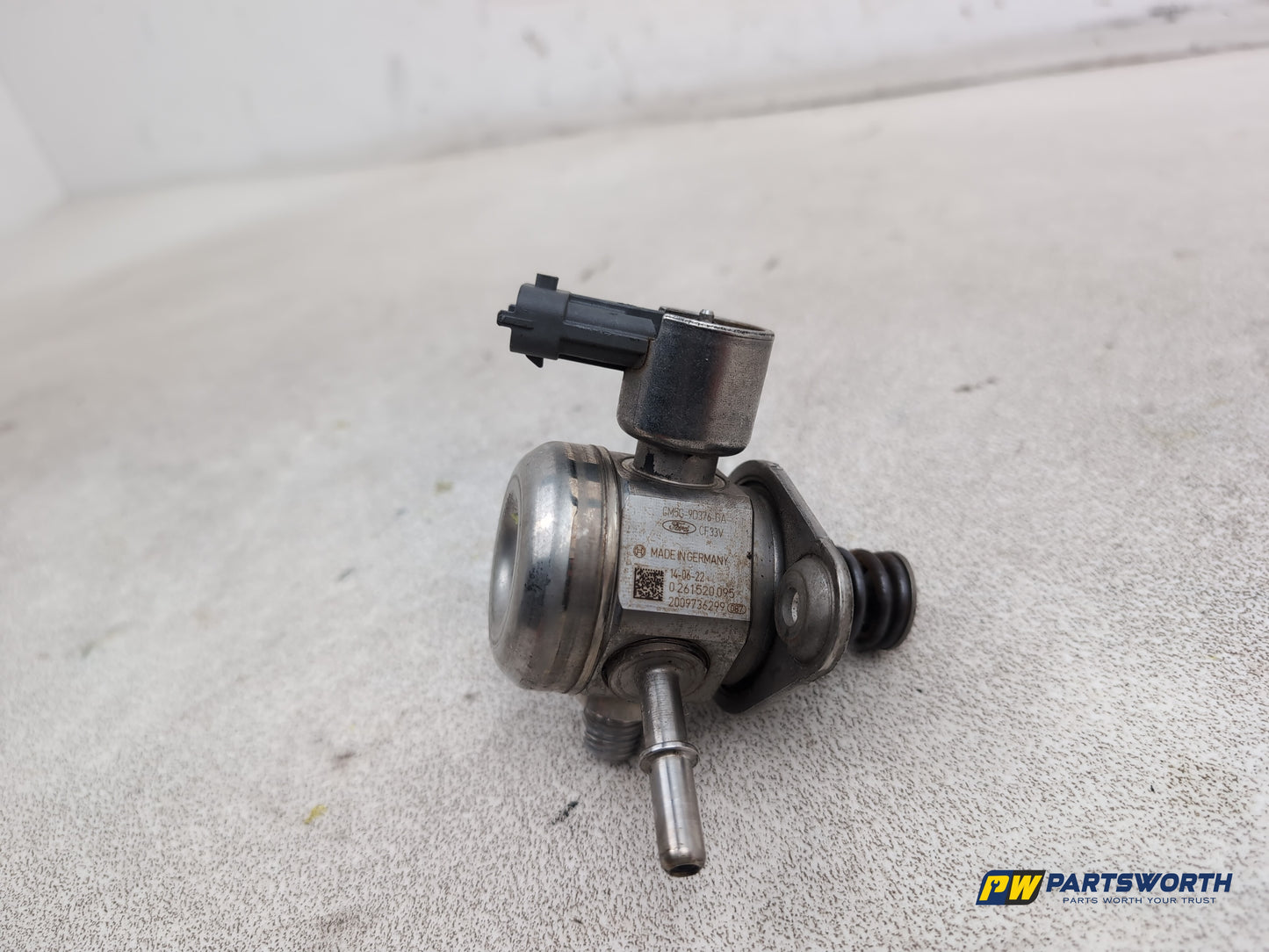 Ford Focus Zetec Turbo High Pressure Fuel Pump Cm509d376ga 2011-2018 - photo 2