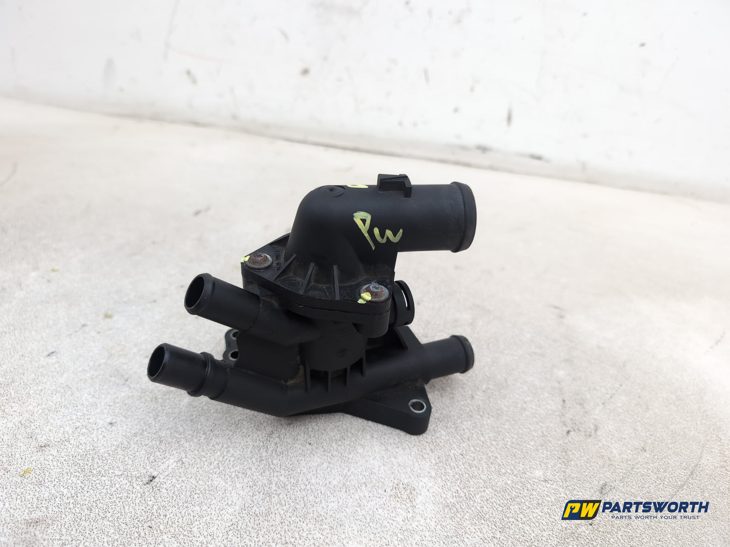 Ford Focus Zetec Turbo Thermostat Housing 1.0l Petrol Cm5g9k478ga 2011-2018 - photo 2
