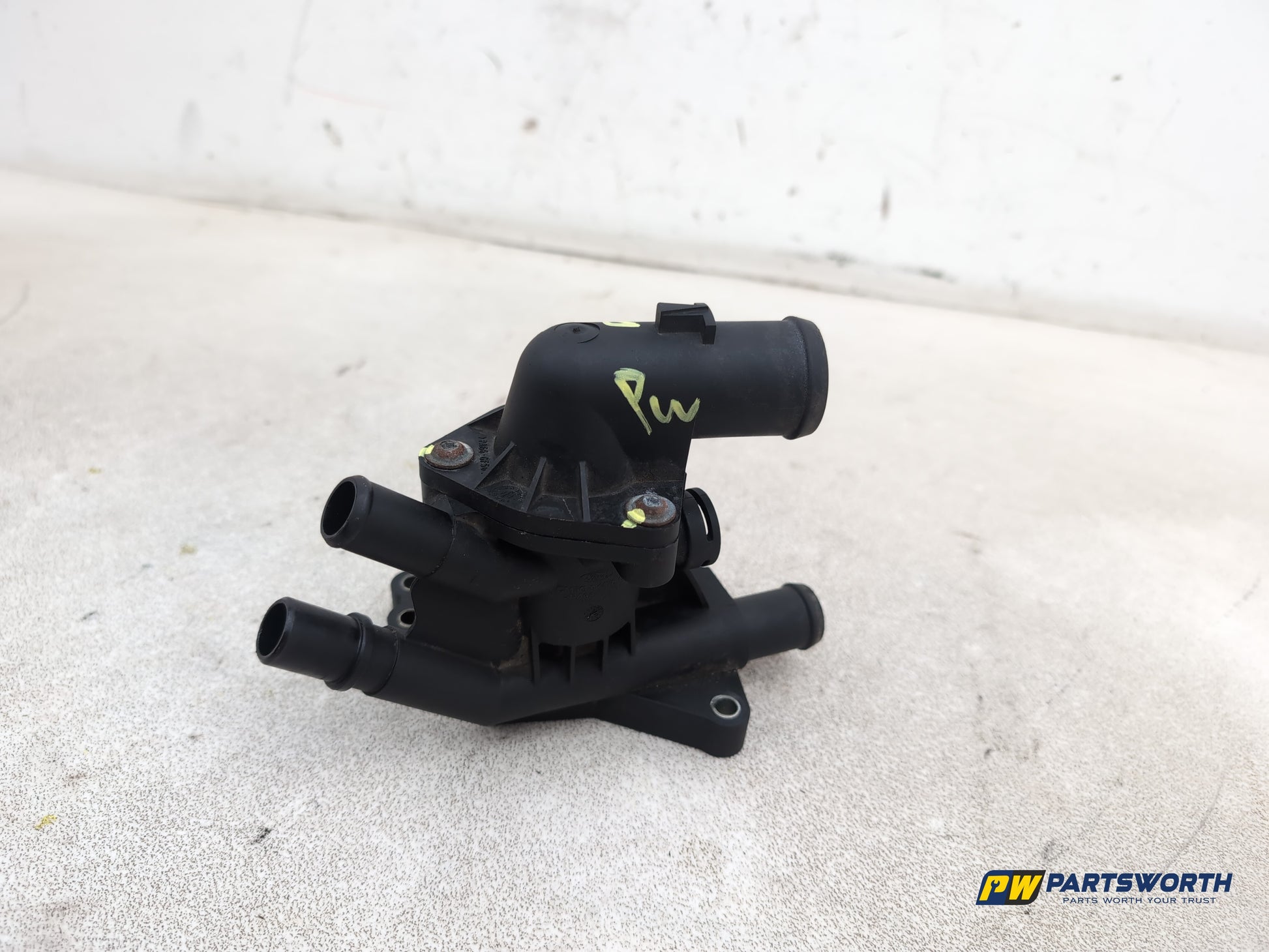 Ford Focus Zetec Turbo Thermostat Housing 1.0l Petrol Cm5g9k478ga 2011-2018 - photo 2