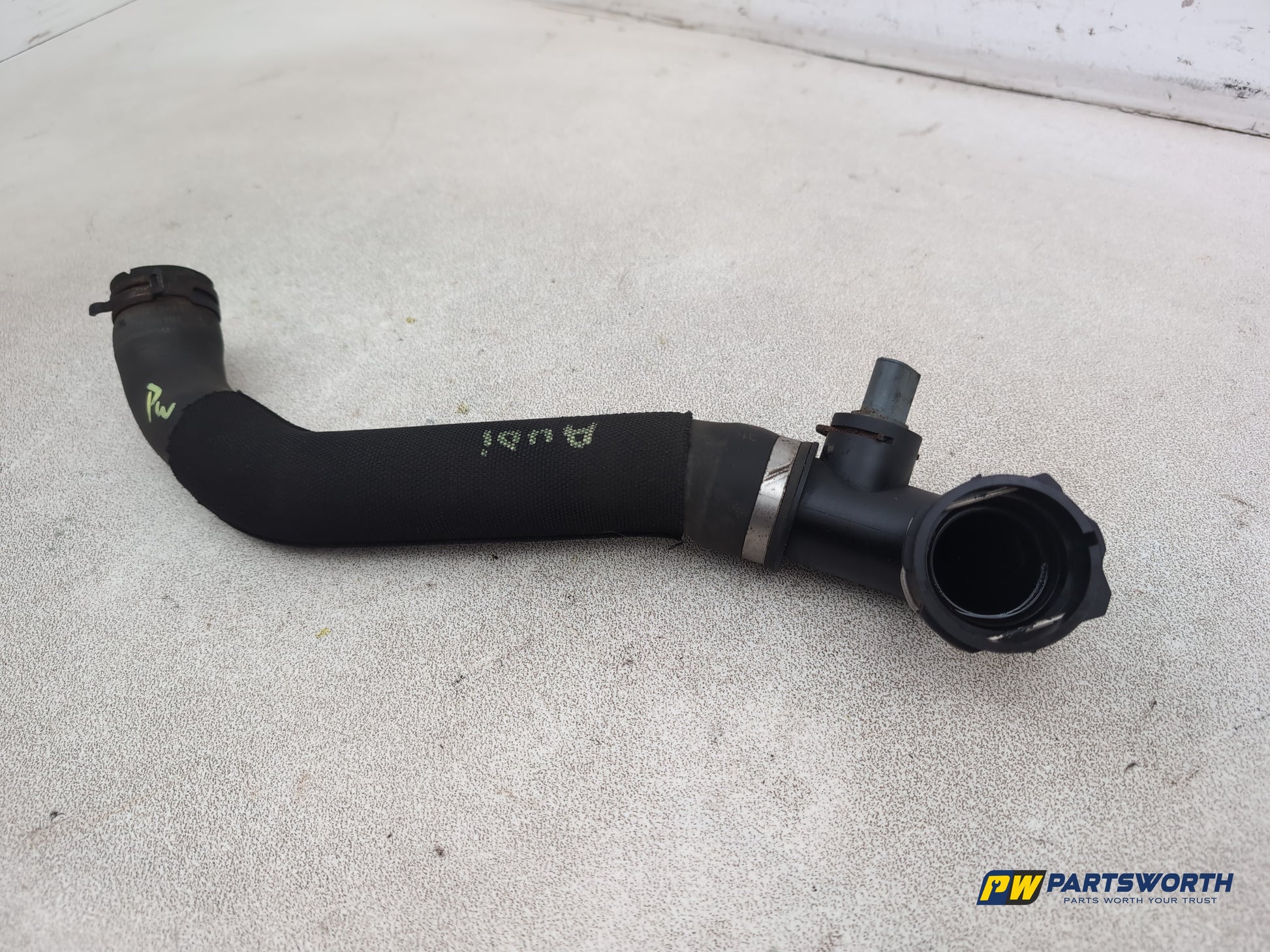 Audi A6 Se Tdi Quattro Auto Coolant Hose Pipe 4g0121049l 2011-2014 - photo 2