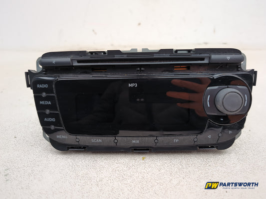 Seat Ibiza Sportrider Radio Module And Cd Player Head Unit 6j2035153g 2010-2011 - photo 2