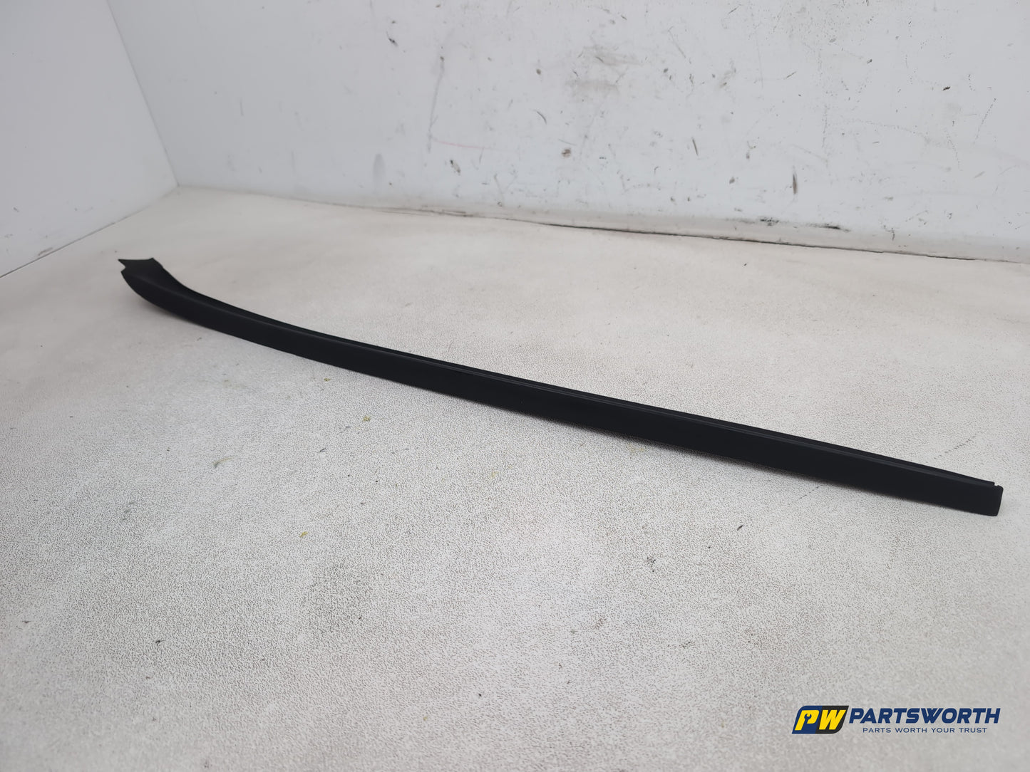 Seat Ibiza Sportrider Left Passenger Side Windscreen Moulding Trim 6j0854319 - photo 2