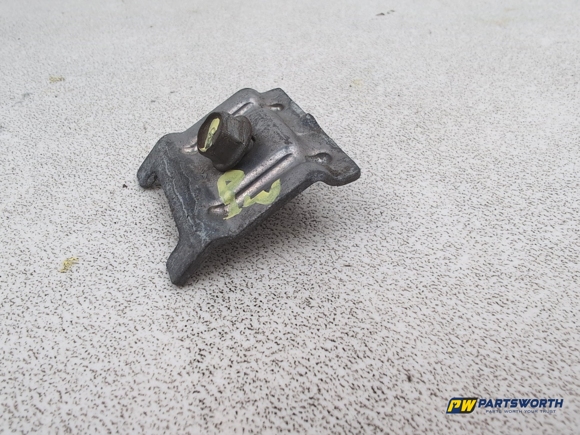 Seat Ibiza Sportrider Batery Mounting Clamp Bracket 2008-2012 - photo 8