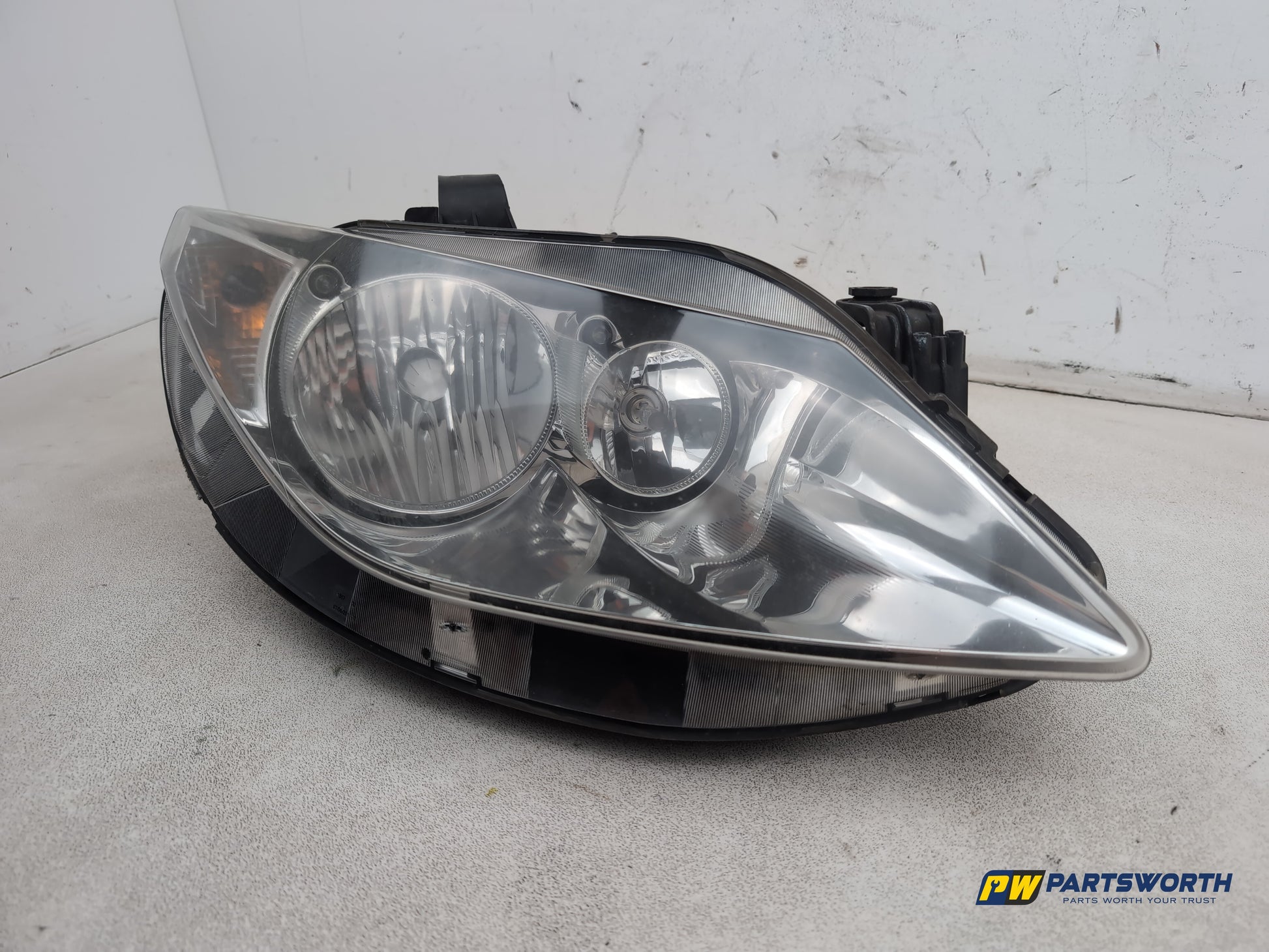 Headlamp RH 2