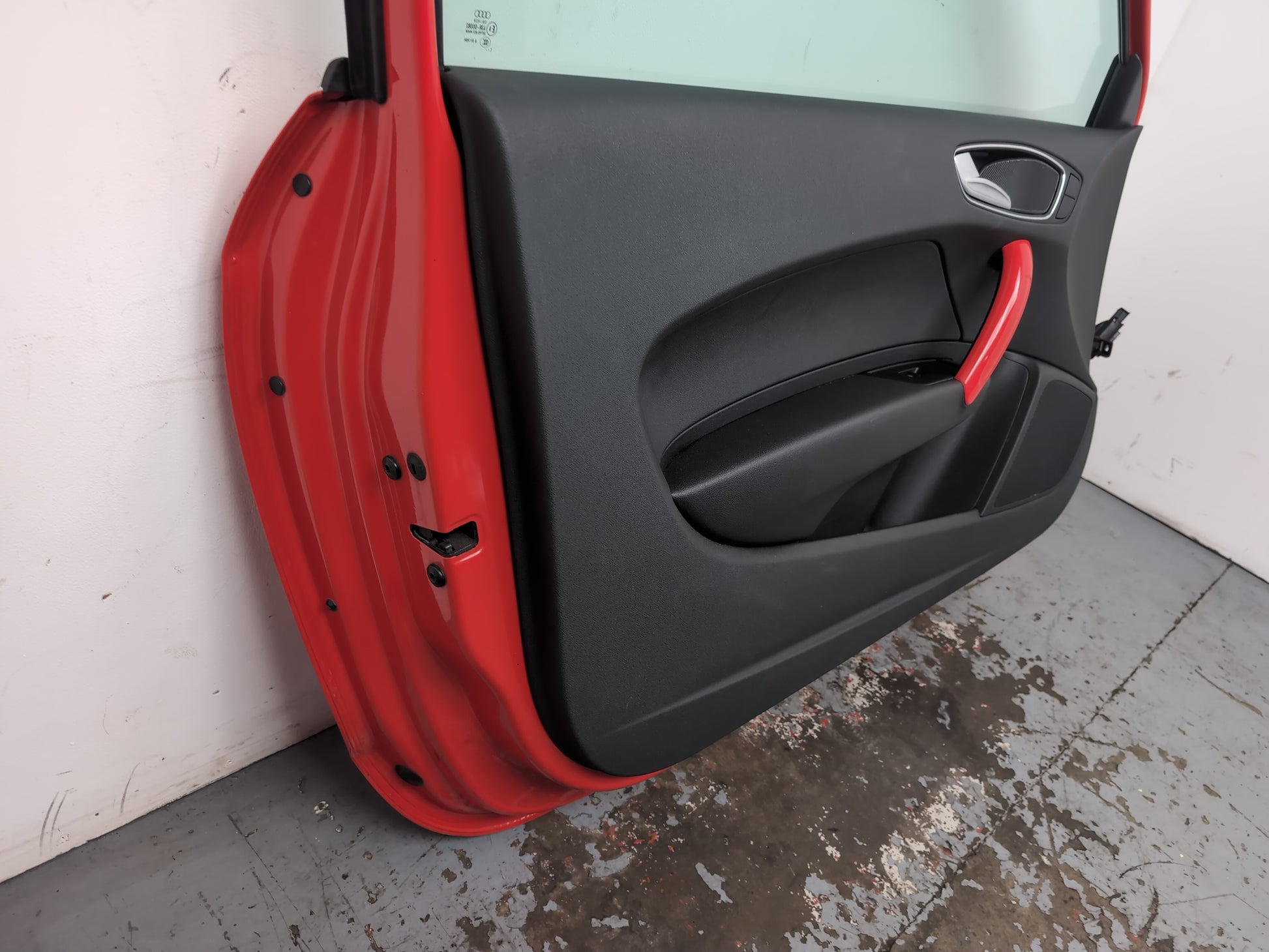 Door Front LH 16