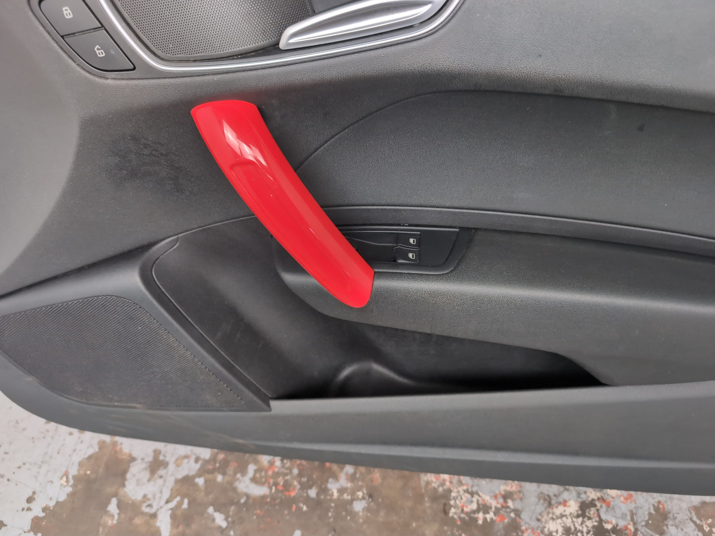 Door Front RH 14