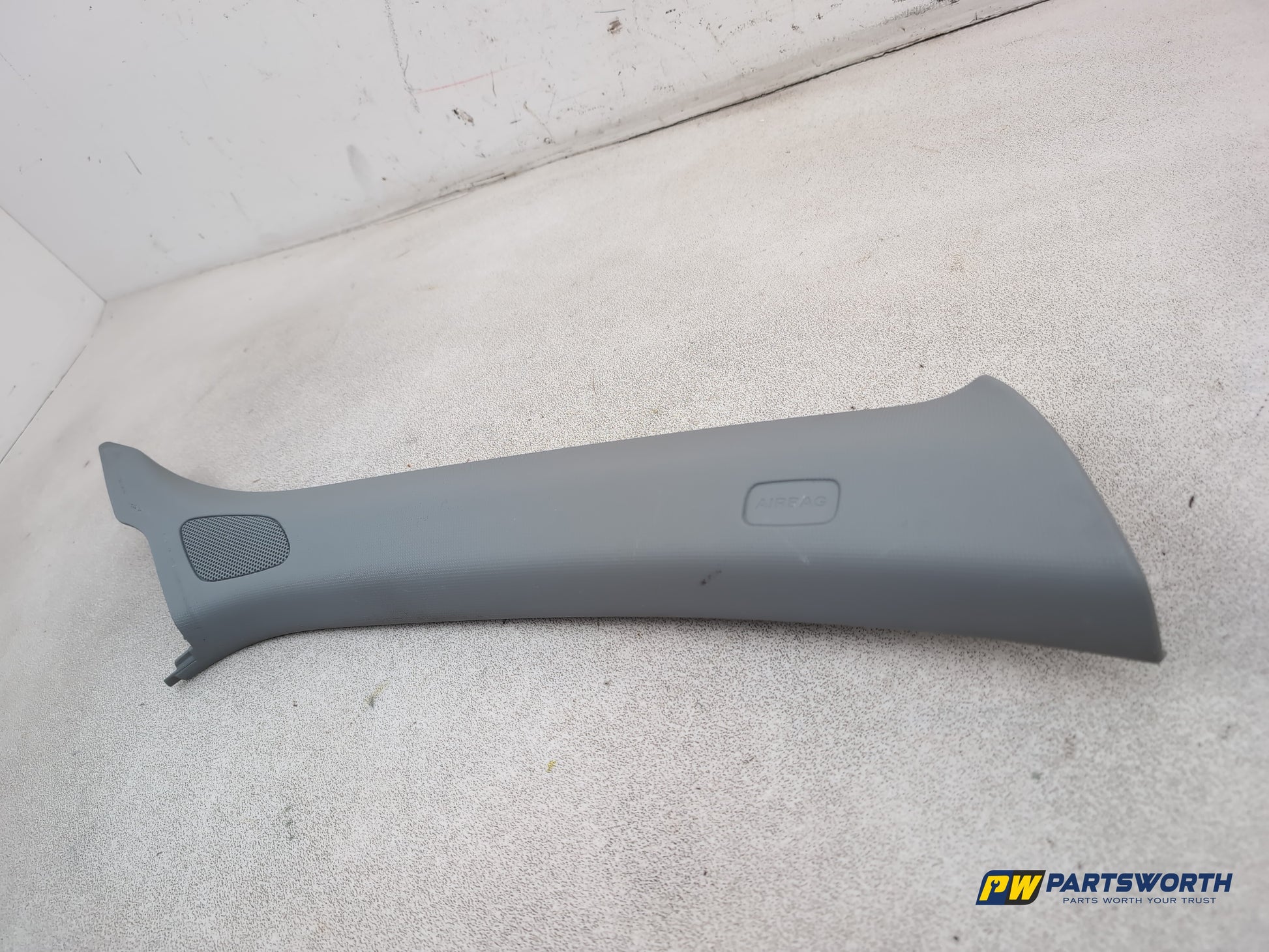 Audi A1 Contrast Edition Tdi Rh A Pillar Trim Driver Side 8x0867234a 2010-2012 - photo 9