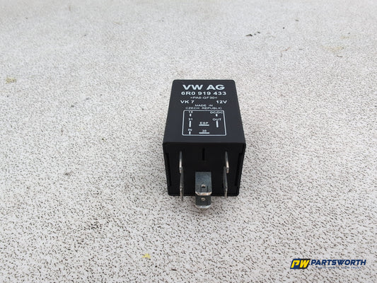 Audi A1 Contrast Edition Tdi Gow Plug Relay Module 505 6r0919433 - photo 2